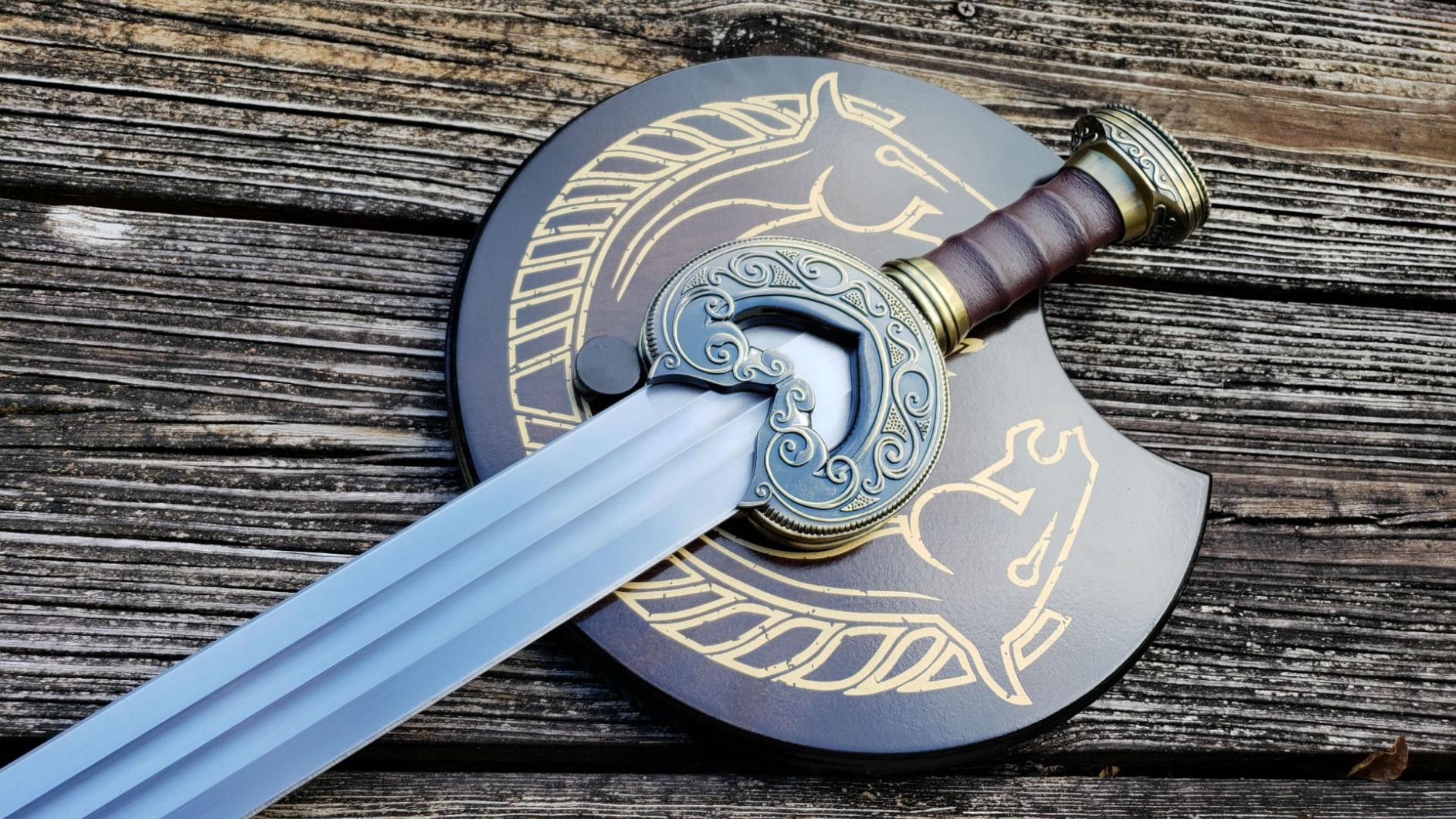 United Cutlery Lord of the Rings Sword of King Theoden | Officially Licensed Herugrim LOTR Replica & Collectible | Display Plaque Included | 27.5