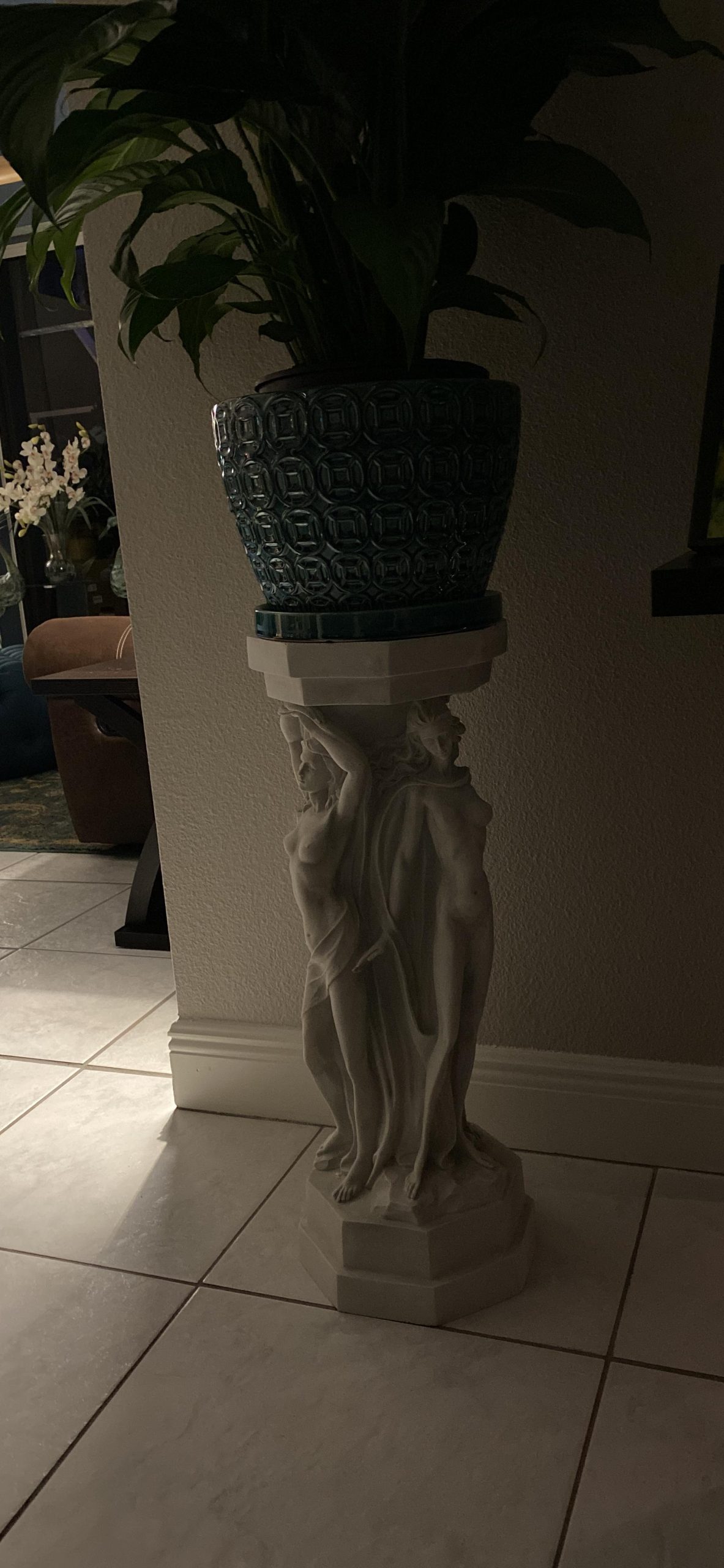 Design Toscano Column of Maenads Women Indoor/Outdoor Sculptural Display Pedestal Plant Stand, 28 inches tall, Cast Stone Resin, Antique Stone Finish customer photo 2