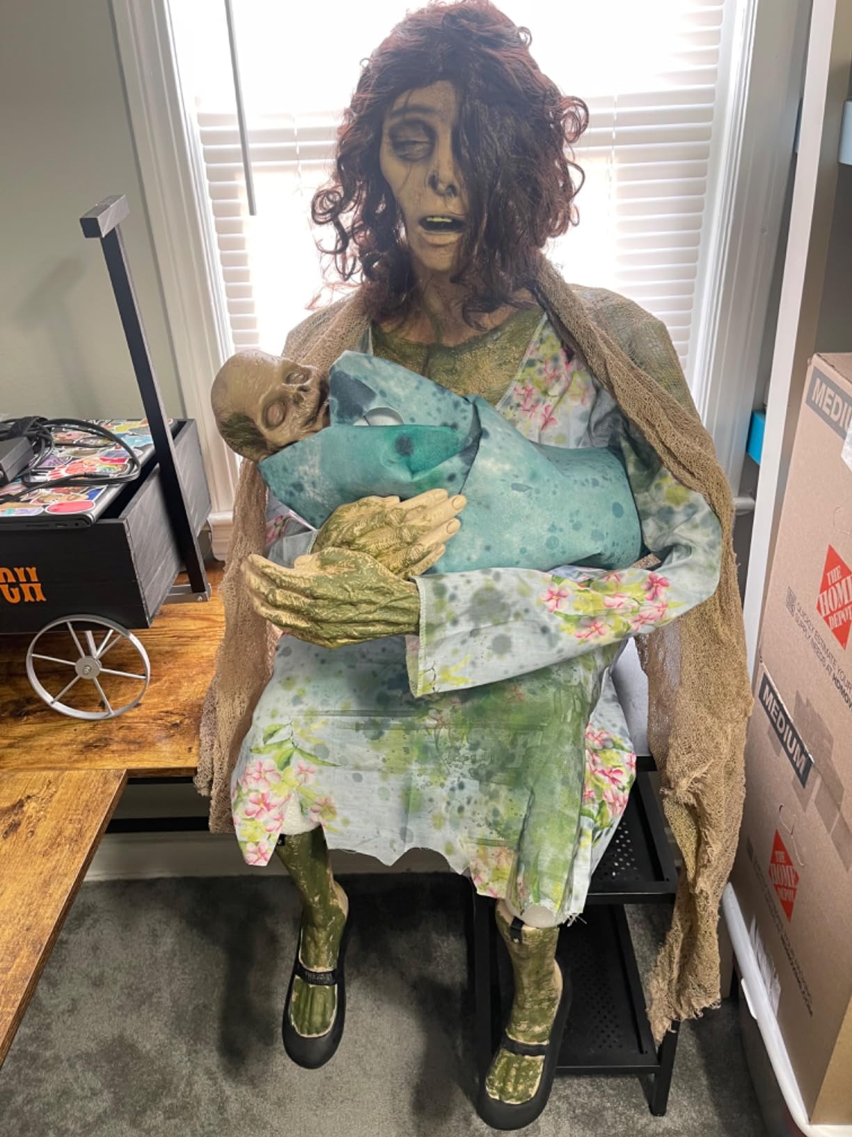 Morris Costumes Life-Size Haunted House Prop - Rocking Moldy Mommy with Creepy Zombie Baby, Animated Motion customer photo 2