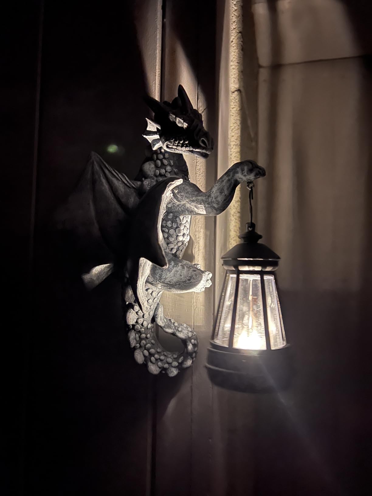 Dragon Tree Hugger Solar Lantern Garden Statue - 9.3 Inch Resin Dragon Decor for Outdoor, Perfect Garden Gift & Yard Decor customer photo 1