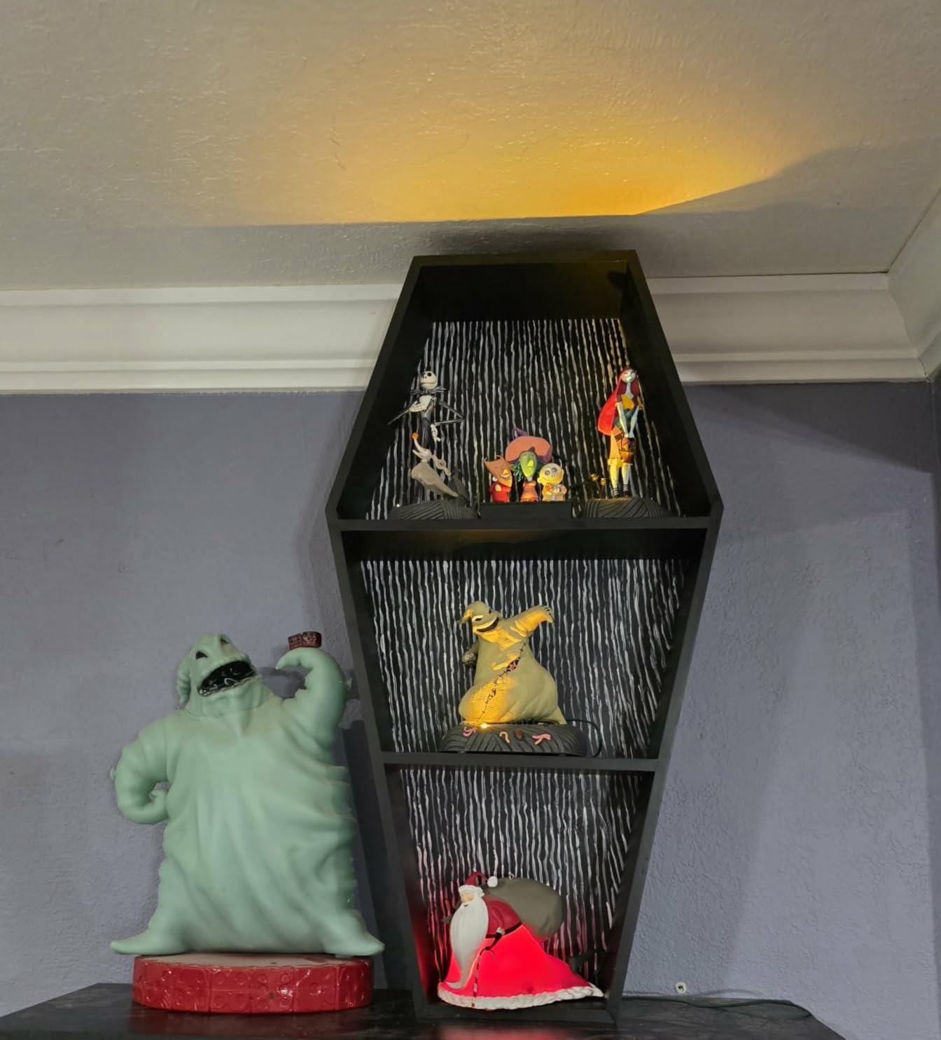Goth Coffin Bookshelf with Spider Web, 24 inches Tall Wooden Coffin Shelf Stand Gothic Decor, Crystal Shelf for Display, Black Spooky Curio Shelf customer photo 1
