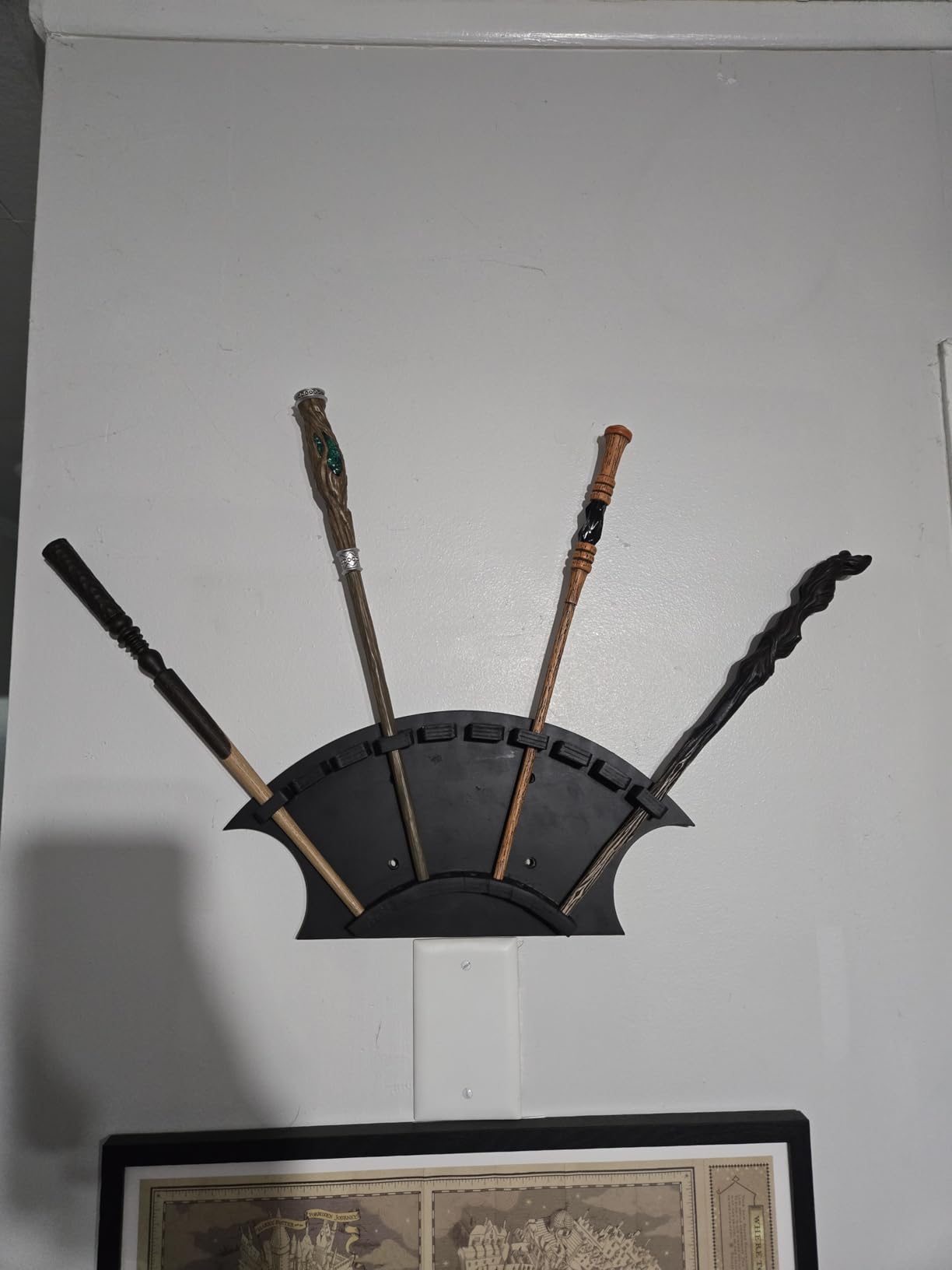 Wand Wall Mounted Display Holder for 10 Wands, Wand Display Stand for Wand Collectors and Enthusiasts customer photo 1