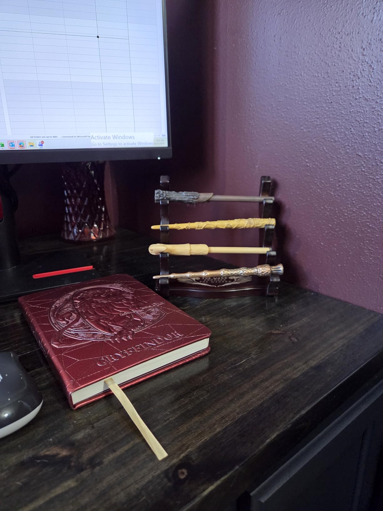 WodGod Wooden Magic Wand Holder and Display Stand, 4 Tiered Wood Wizard Wand Holder for Desktop Display Decoration customer photo 1