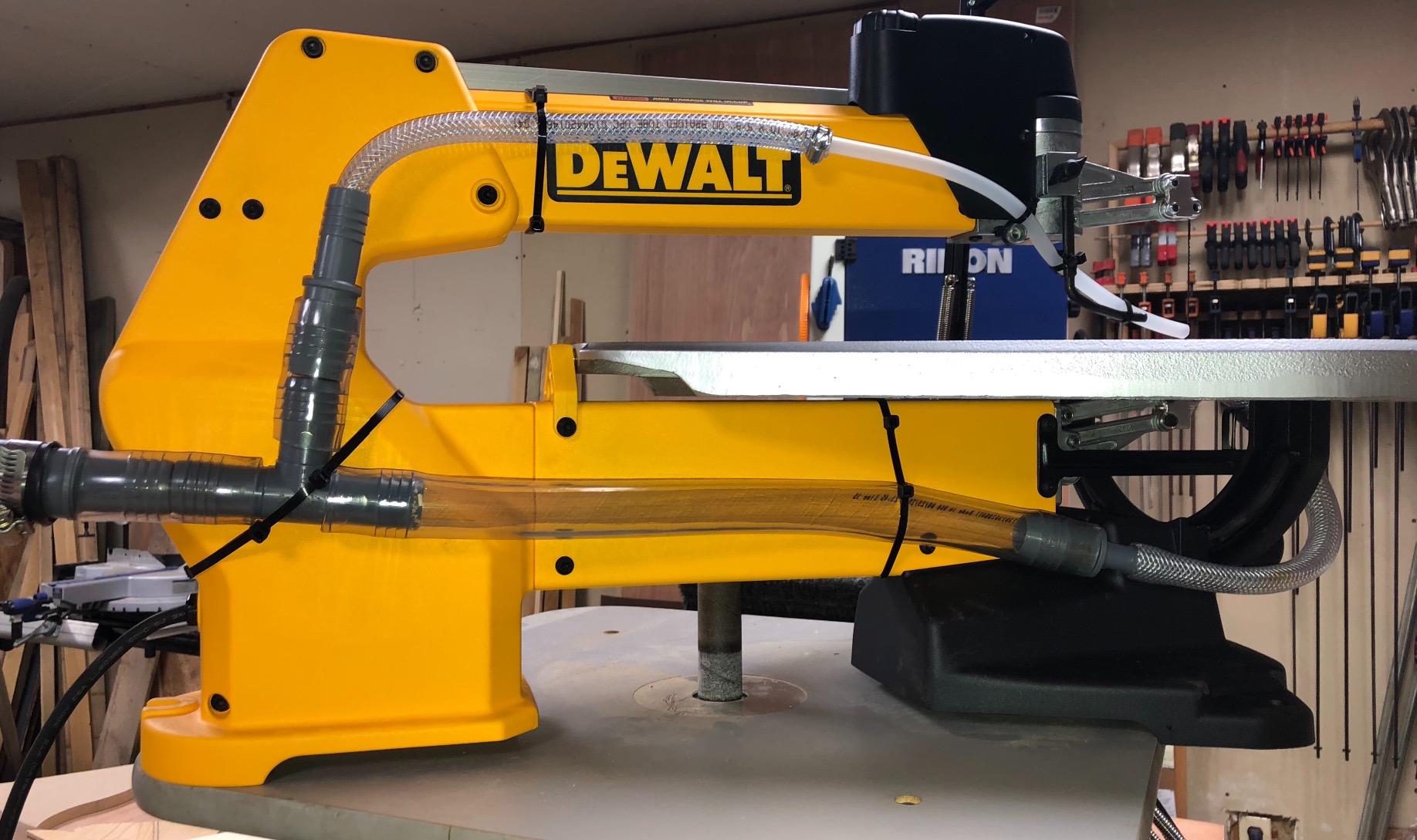 DEWALT DW788 Scroll Saw, 1.3 Amp, 20-Inch Steel Blade, Variable-Speed Trigger for Precise Cuts customer photo 1