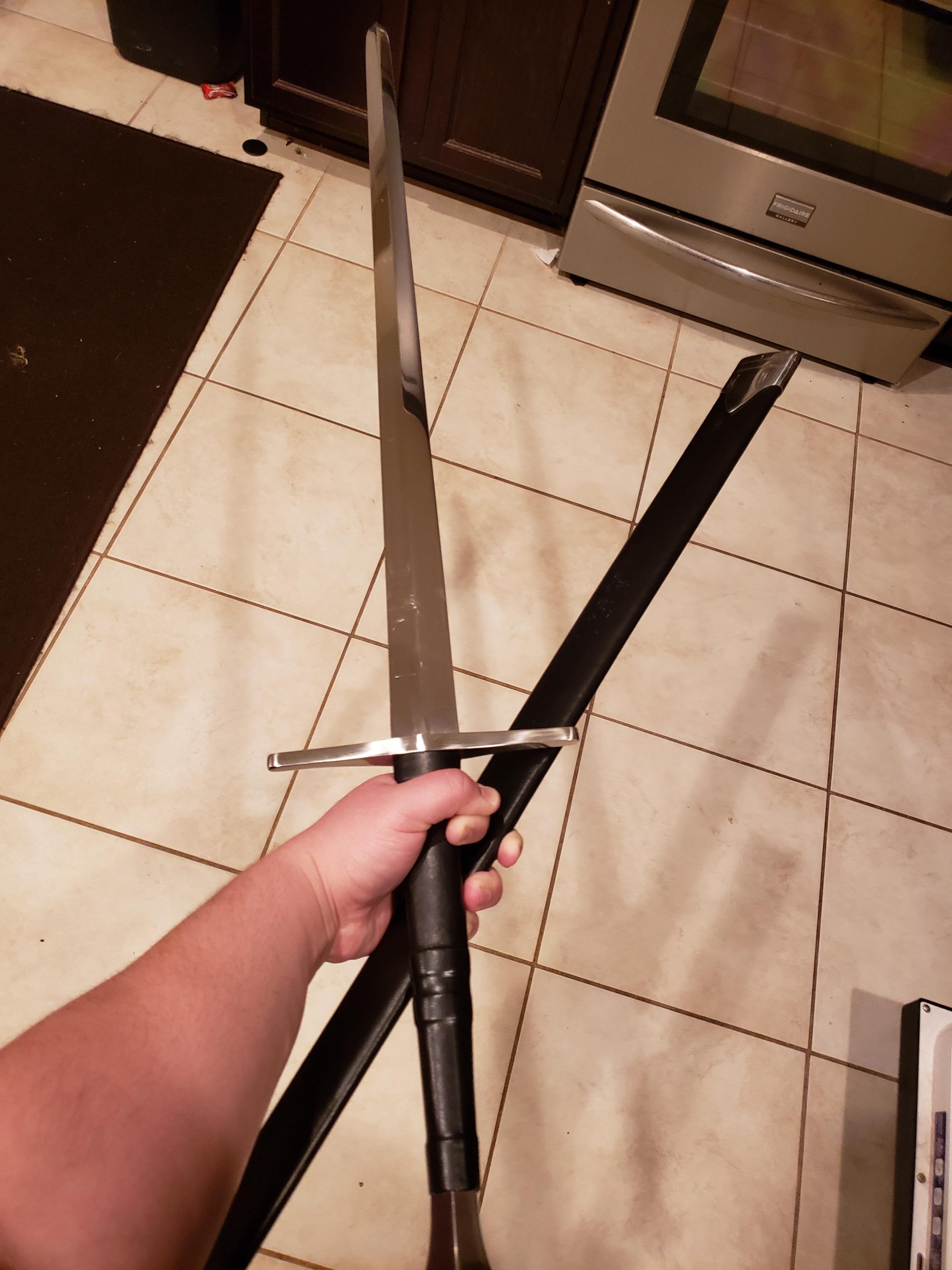 Cold Steel Hand-And-A-Half Sword with Leather/Wood Scabbard customer photo 1