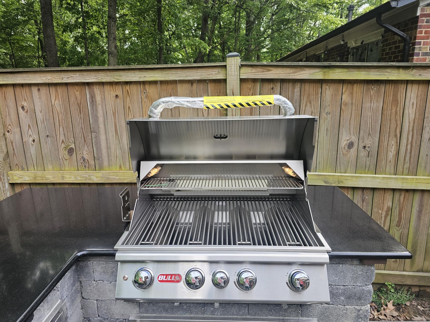 Bull Outdoor Products Angus 75,000 BTU Built-In Grill Head - Liquid Propane customer photo 2