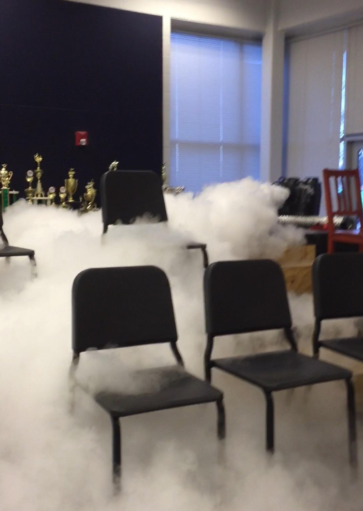 CHAUVET DJ Nimbus Professional Dry Ice Fog Machine | Thick Low Lying Floor Hugging Clouds customer photo 1