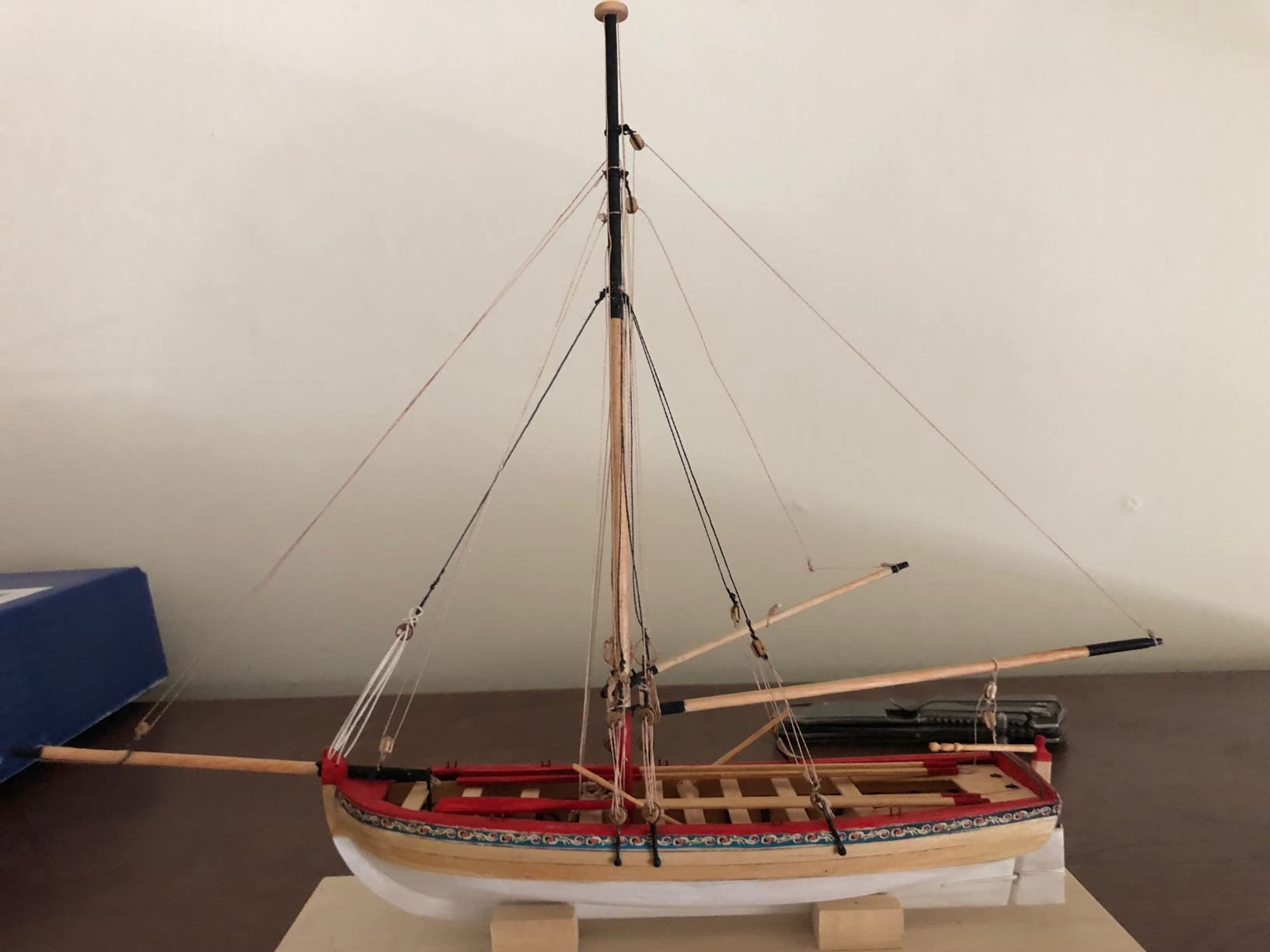 Model Shipways 18th Century Longboat Wood Model Kit 1:48 - True Plank-on-Frame - Model Boat Kit for Adults to Build customer photo 1