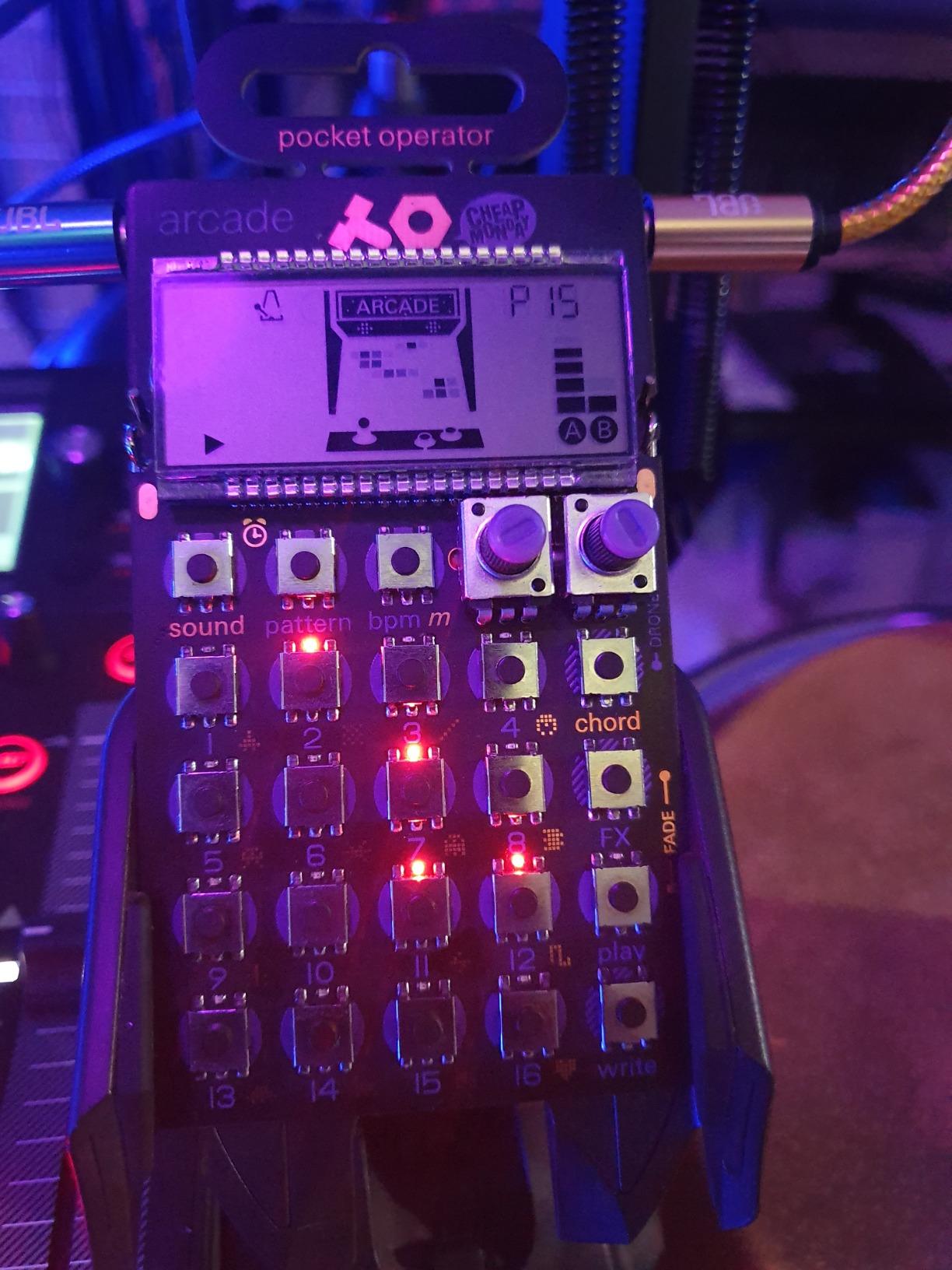 Teenage Engineering Pocket Operator PO-20 Arcade, Synthesizer and Sequencer, with Parameter Locks, Chord Control and Punch-in Effects customer photo 2