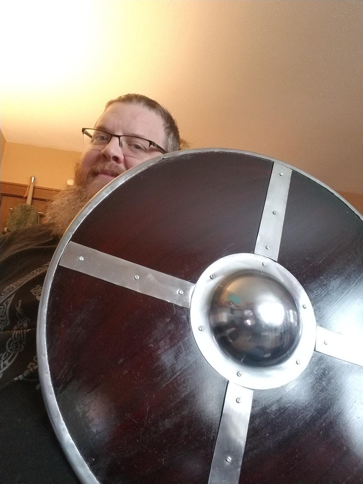 THOR INSTRUMENTS Round Plaque Wooden with German Word Humpback - Viking Medieval Shield with Steel and Rustic Vintage Home Decor Gifts customer photo 1