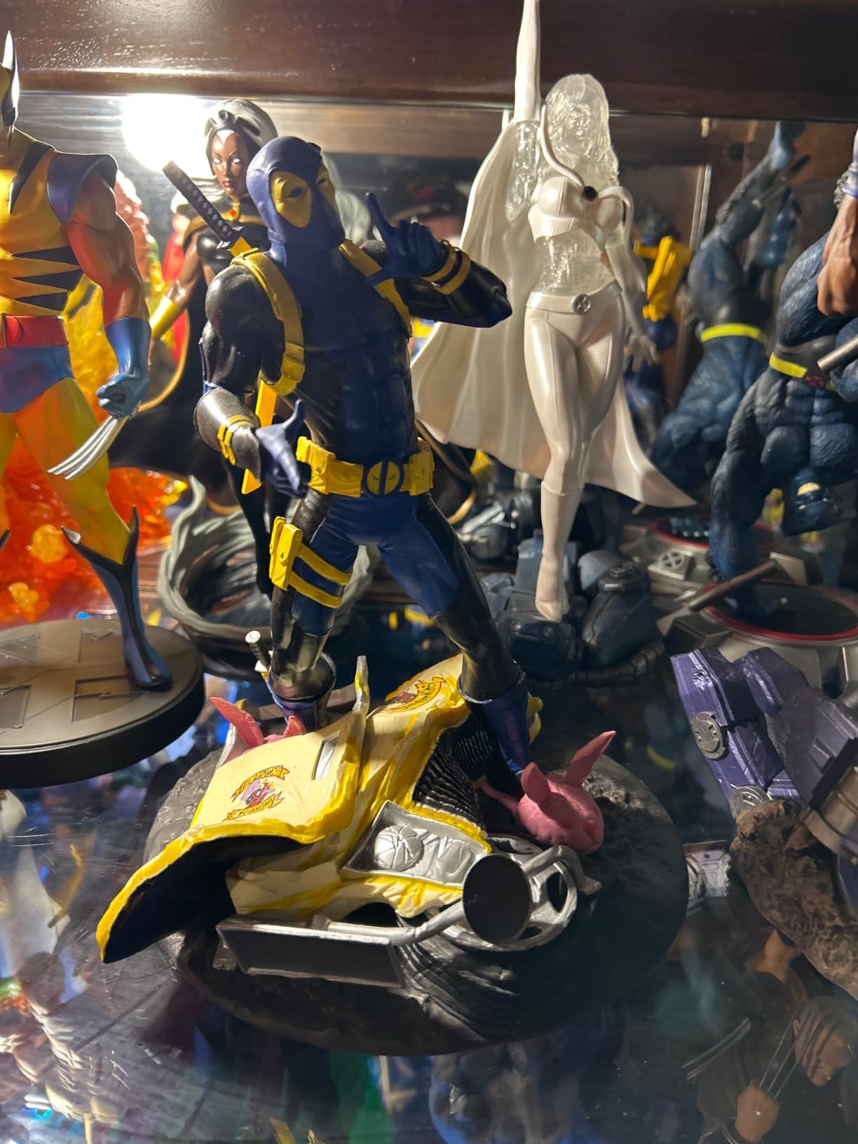 Diamond Select Toys Marvel Gallery: Taco Truck Deadpool PVC Diorama Figure customer photo 2
