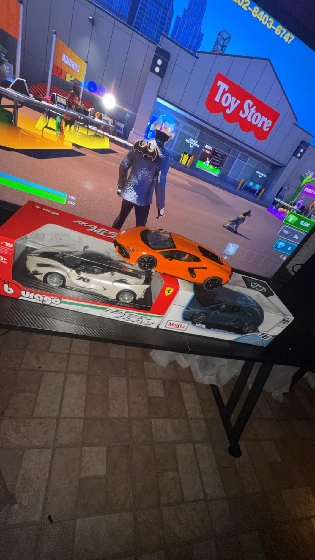 Bburago 1:18 Scale Race & Play Ferrari FXX K EVO Die Cast Vehicle customer photo 1