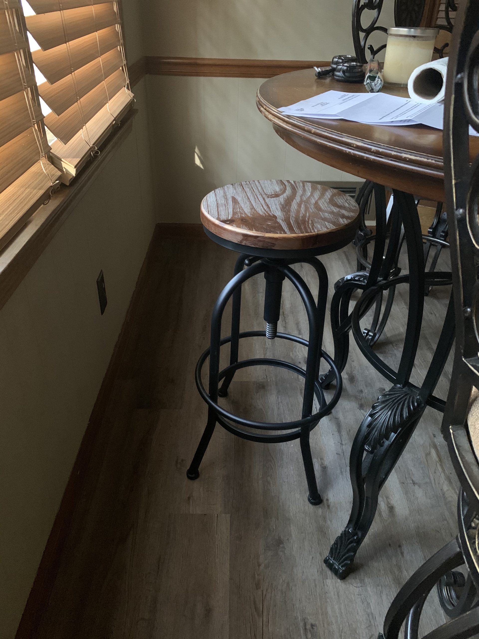 Set of 2 Industrial Bar Stool-Retro 26-32.3inch Swivel Stools-Extra Tall Kitchen Chair-Bar Counter Height Adjustable-Fully Welded (Copper 2PCS) customer photo 2