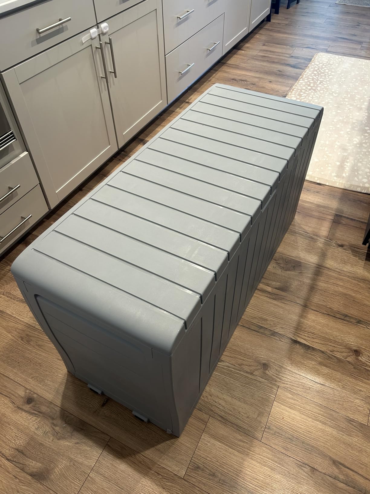 Keter Marvel Plus 71 Gallon Resin Deck Box-Organization and Storage for Patio Storage Box Outdoor Cushions, Throw Pillows, Garden Tools and Pool Accessories, Dark Grey customer photo 2