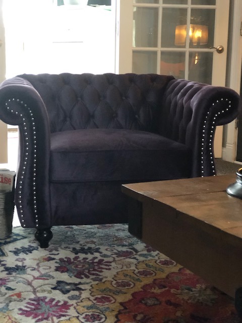 Great Deal Furniture Leila Chesterfield Velvet Club Chair, BlackBerry customer photo 2
