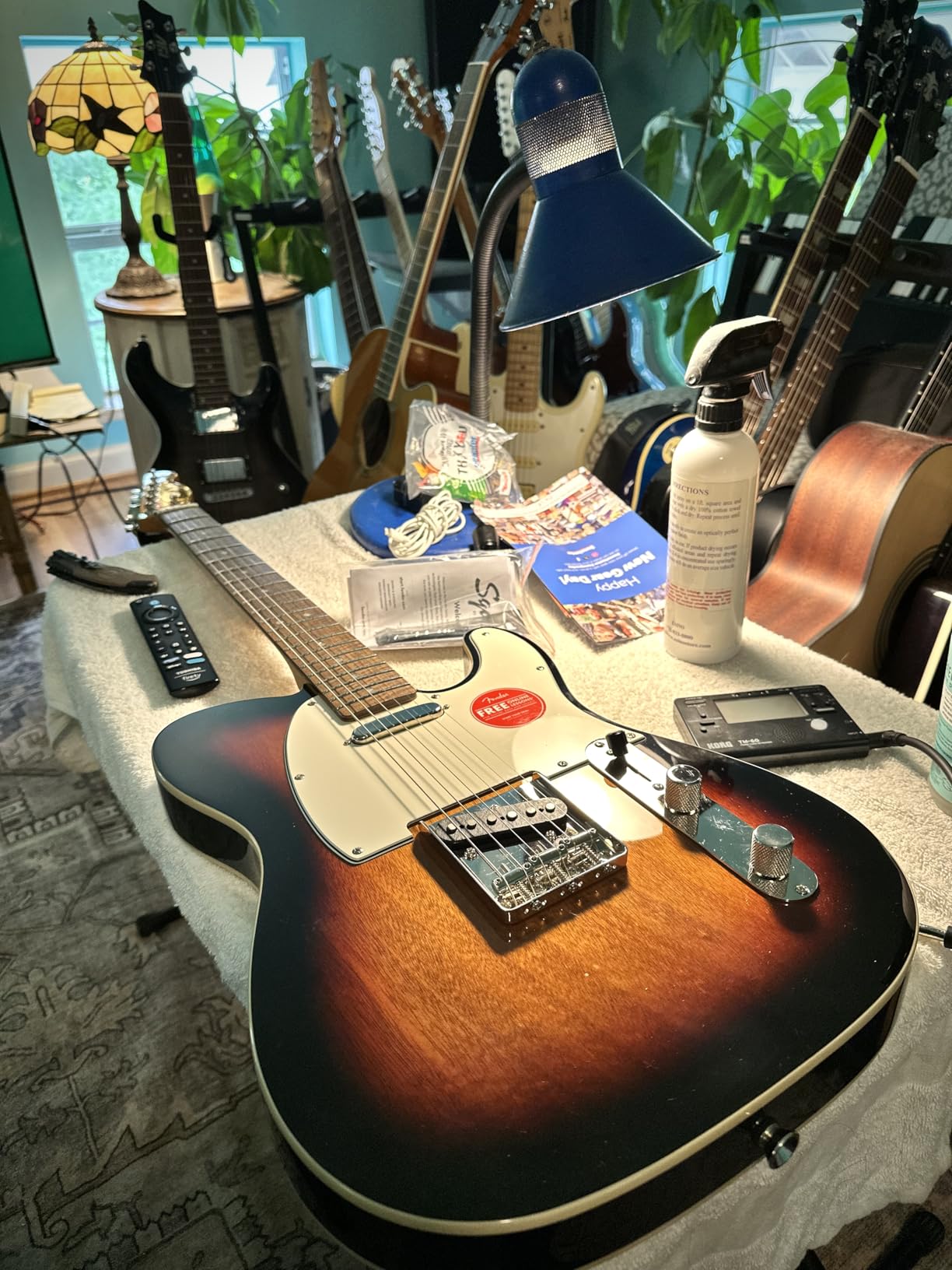Squier Classic Vibe 60s Custom Telecaster Electric Guitar, 3-Color Sunburst customer photo 2
