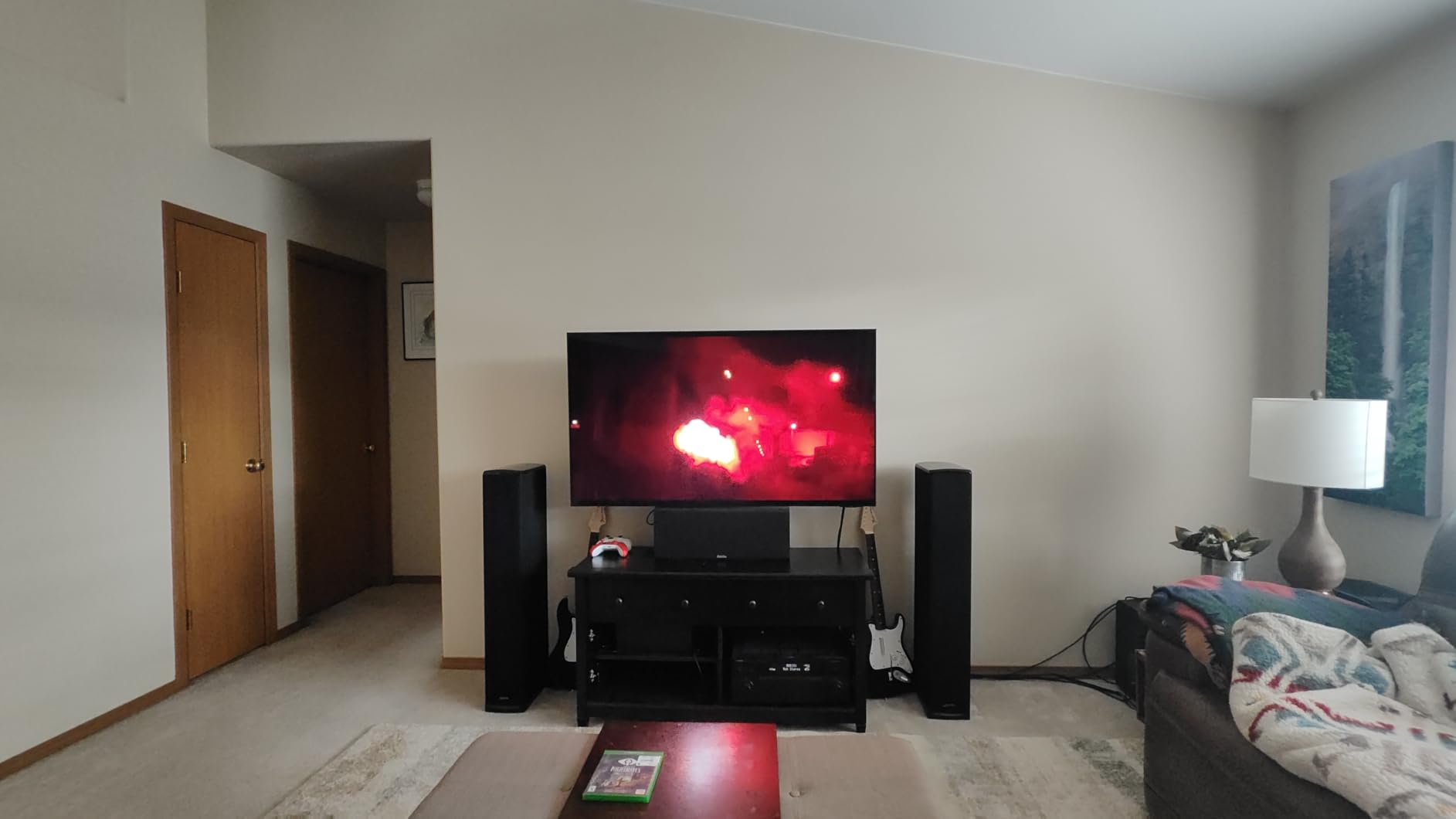 SANUS Full Motion TV Wall Mount for 42