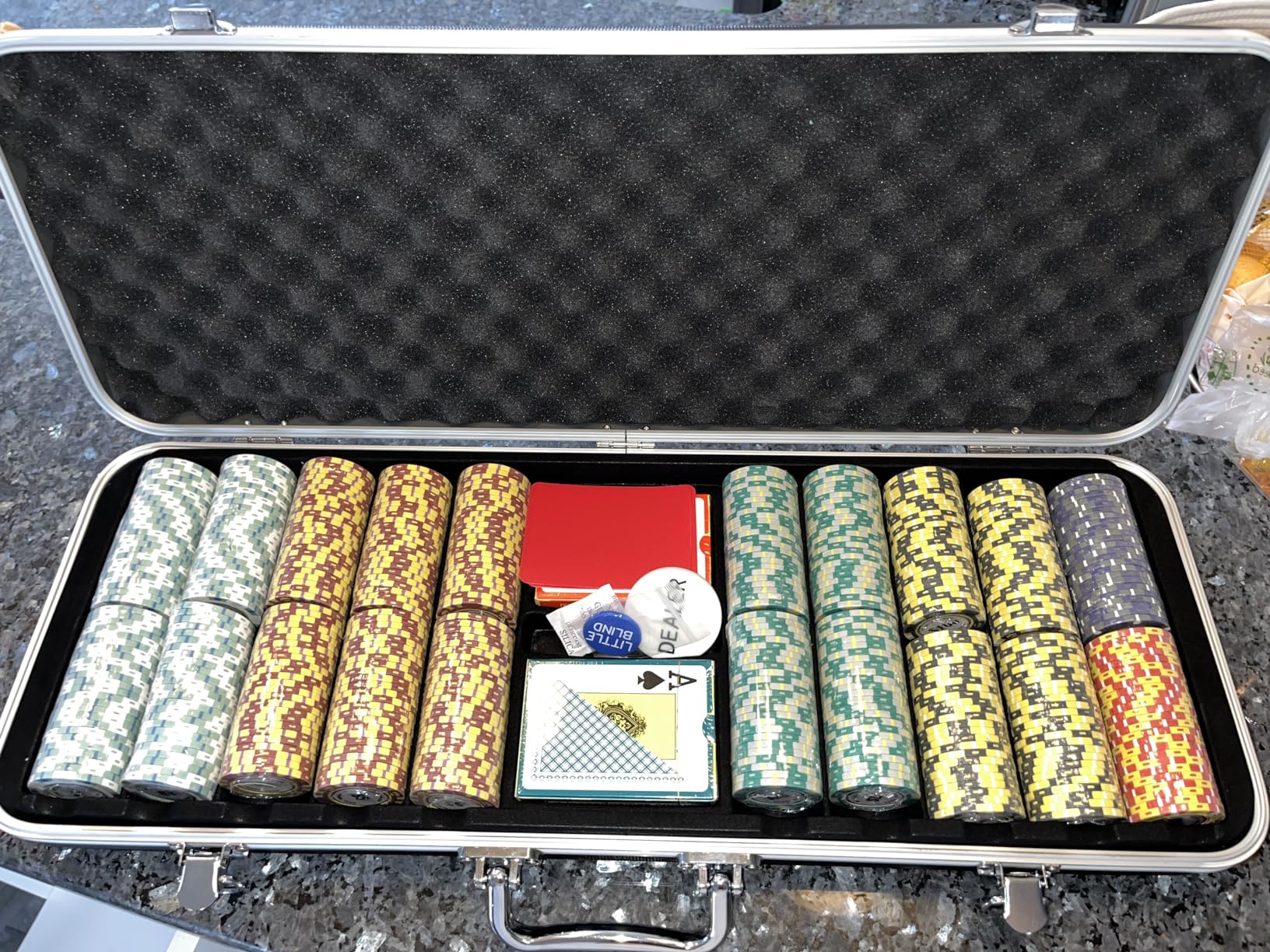 DA VINCI Monte Carlo Poker Club Set of 500 14 Gram 3 Tone Chips with Upgrade Ding Proof Black ABS Case, 2 Decks Plastic Playing Cards, 2 Cut Cards, Dealer and Blind Buttons customer photo 1