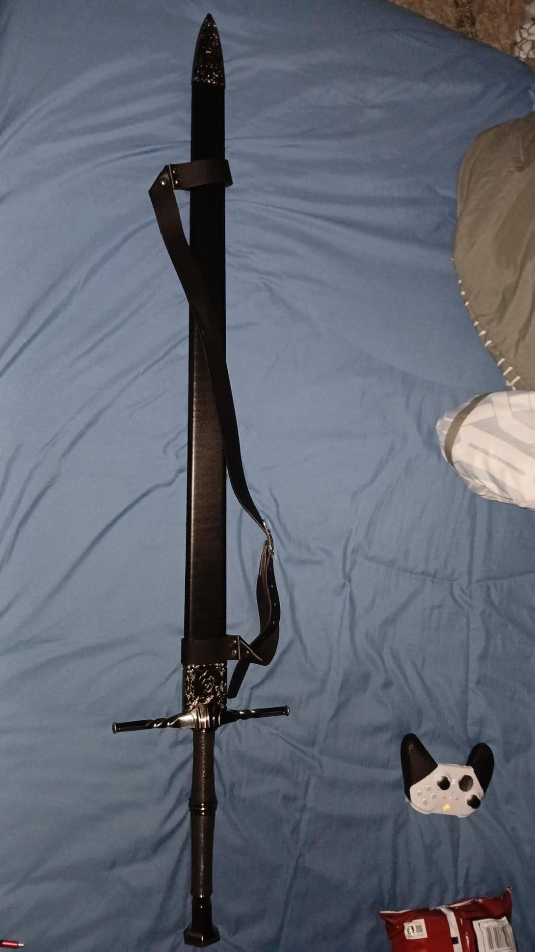 49-inch Medieval Sword Replica Two Hand Middle Ages Sword with Dull Blade and Scabbard. for Collection, LARP, Cosplay, Gift customer photo 1