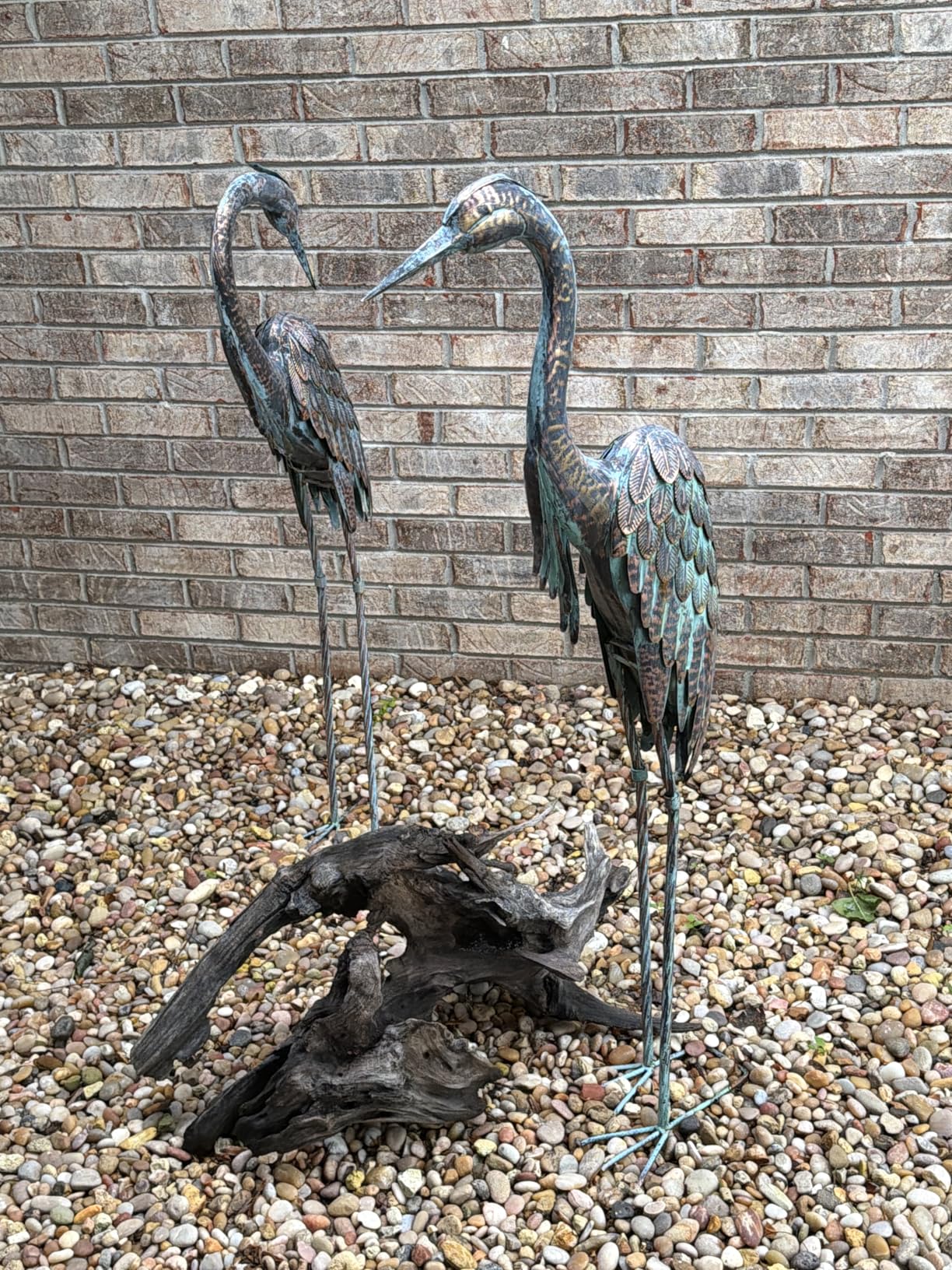 Kircust Garden Crane Statues Metal Heron Outdoor Statue, 46 Inch Standing Patina Decoy, Weather-Resistant and Rustless Bird Yard Art for Patio Lawn Pond customer photo 2