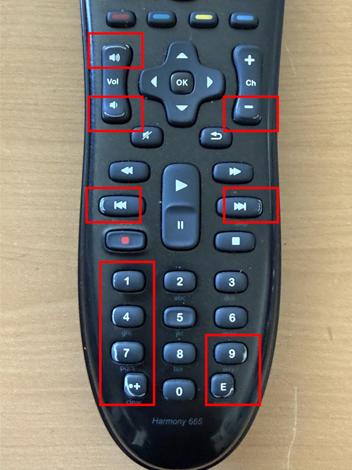 Logitech Harmony 665 Advanced Remote Control, Universal Entertainment Remote, Replaces up to 10 remotes with Guided Online Set-up and Interactive Help (Renewed) customer photo 2