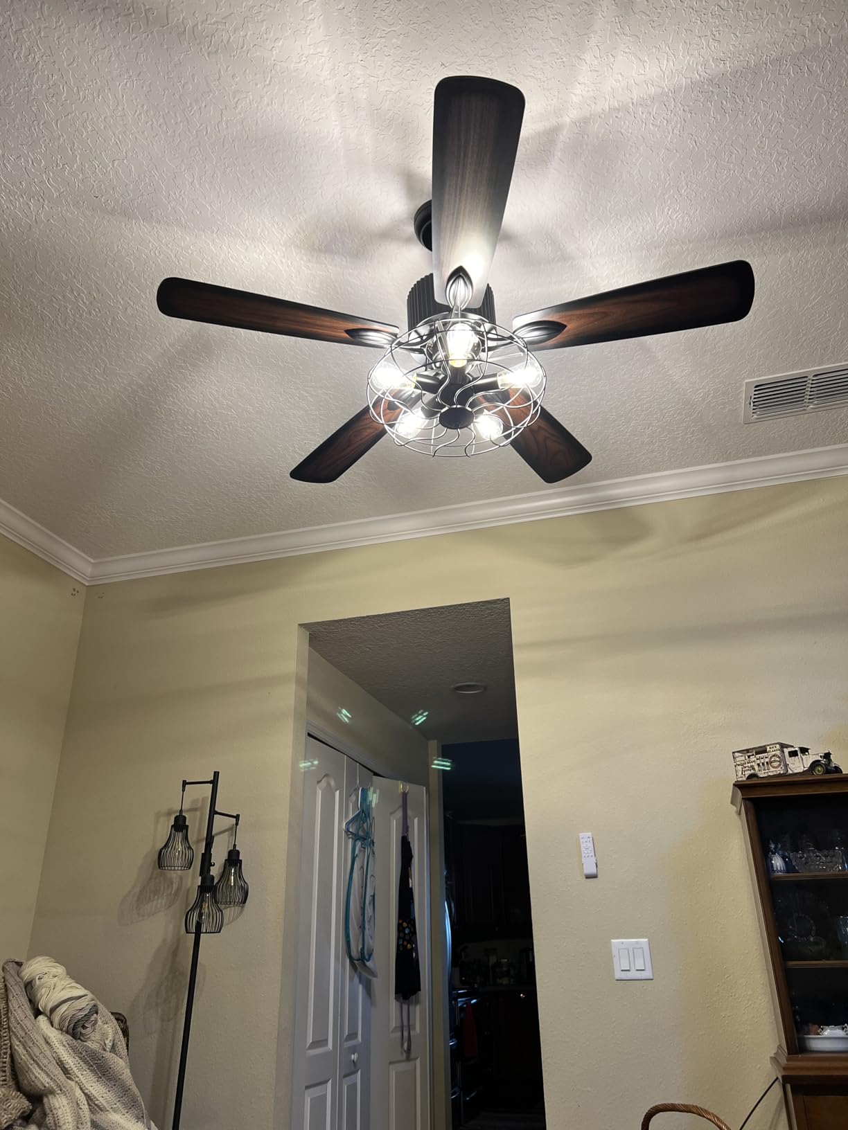 Industrial Caged Ceiling Fan Light with Remote Control 52 Inch Vintage Ceiling Fan Light Farmhouse Black Retro Indoor Fandelier with 5 Reversible Wood Blades for Living Room Bedroom customer photo 1
