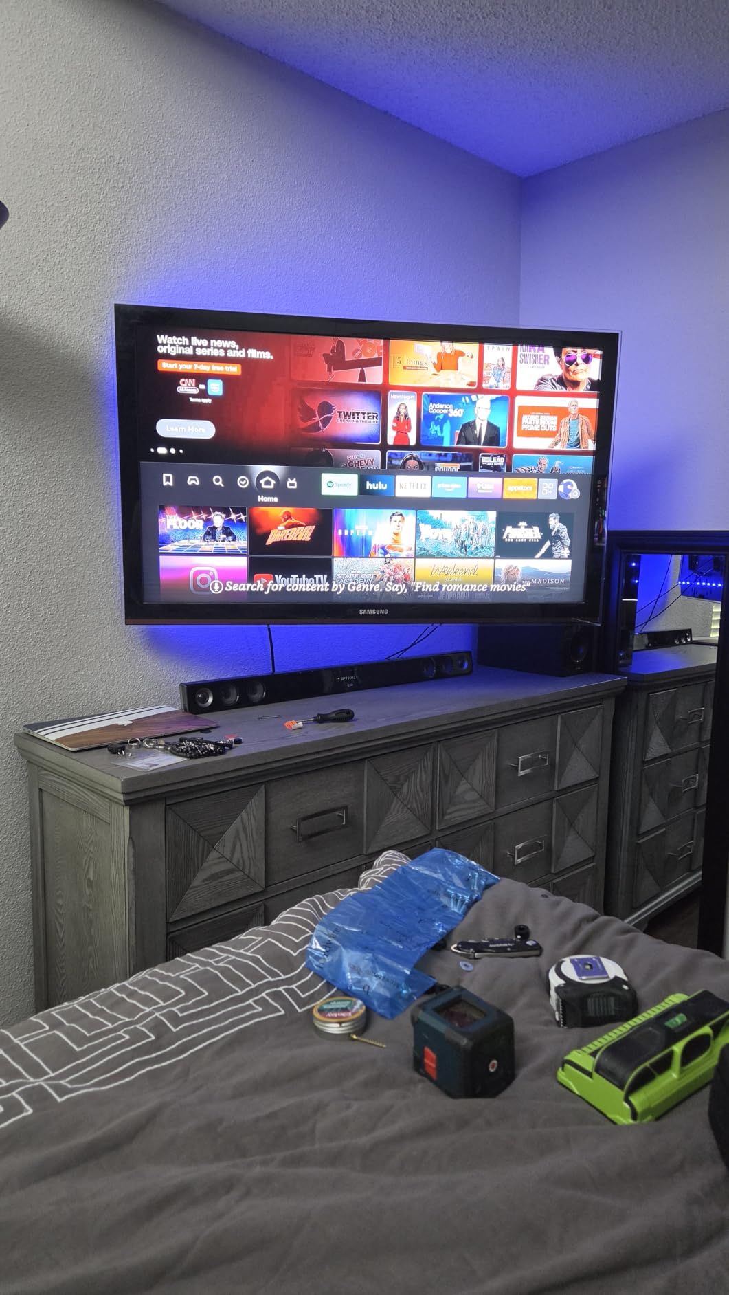 Mounting Dream UL Listed TV Wall Mount for Most 42-90 Inch TV, Full Motion, with Swivel and Tilt, TV Bracket with Articulating Dual Arms, Fits 16inch Studs, Max VESA 600X400 mm, 100 lbs, MD2617 customer photo 1