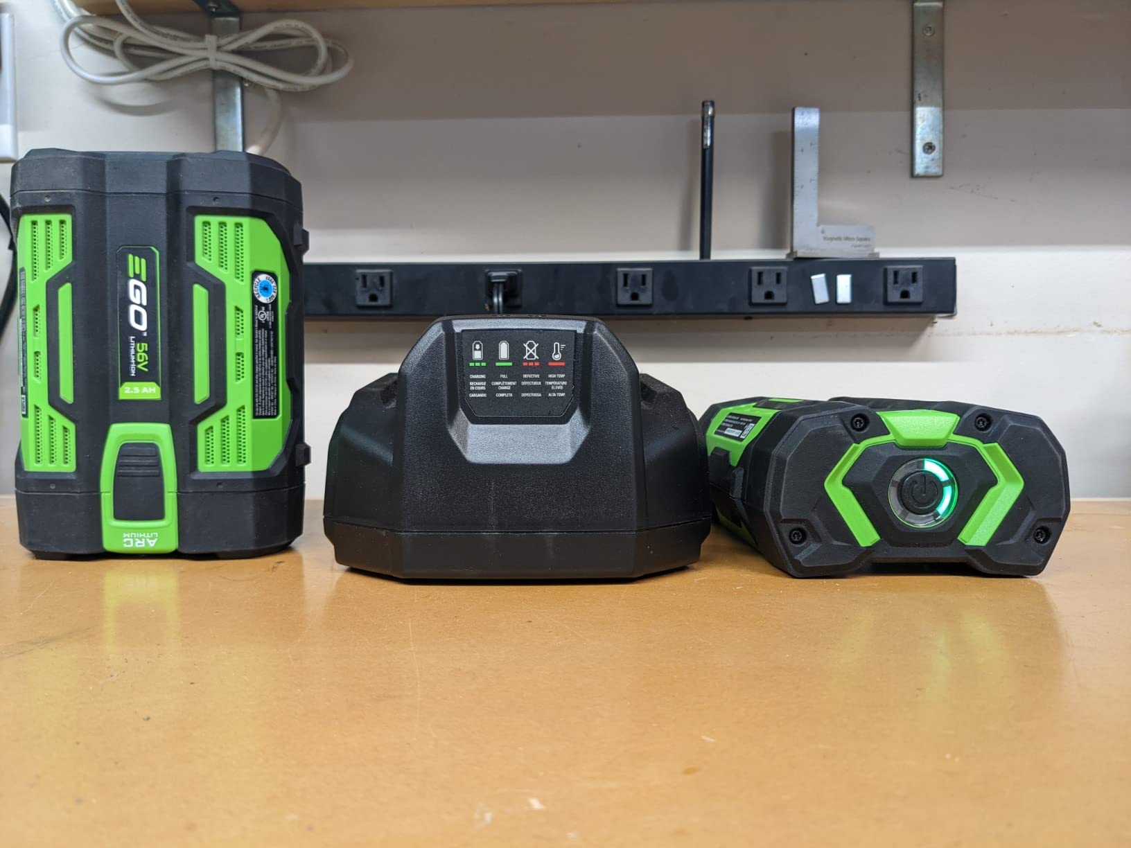 EGO POWER+ Cordless Electric Leaf Blower, 615 CFM, With Battery - LB6151 customer photo 2