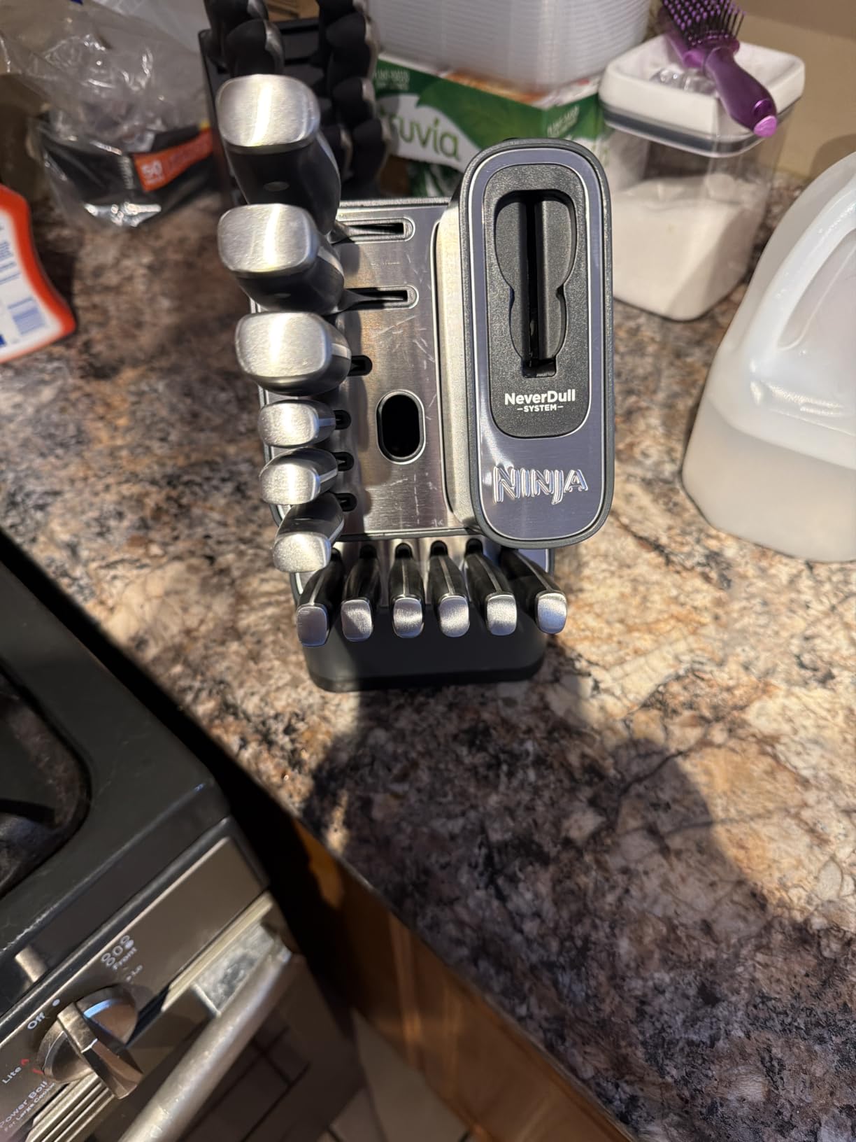 Ninja NeverDull 14-Pc Knife System, Built-in Sharpener, Black, K32014 | Stays razor-sharp 10+ years. German stainless steel blades. customer photo 2