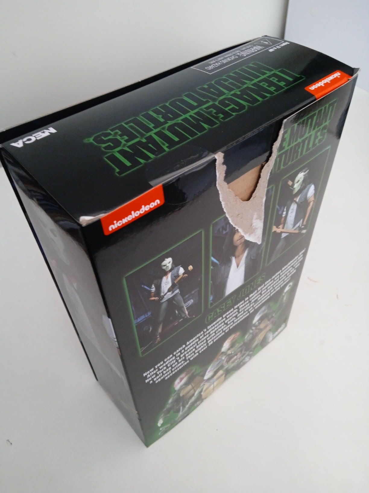 NECA Teenage Mutant Ninja Turtles 1990 Movie Casey Jones Action Figure customer photo 2