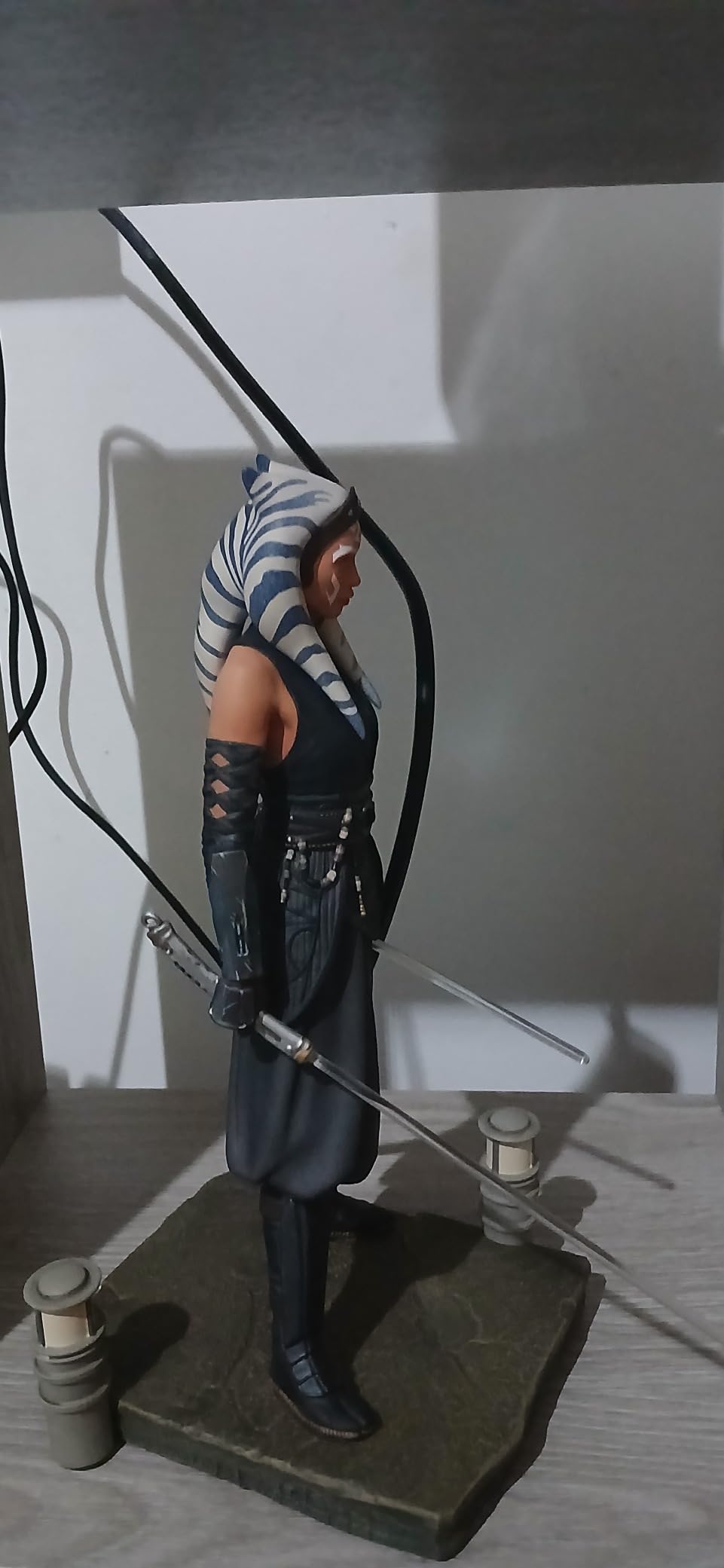 DIAMOND SELECT TOYS Star Wars: The Mandalorian: Ahsoka Tano (Season 2 Version) Premier Collection Statue,Multicolor,10 inches | Star Wars The Mandalorian 7 Inch Statue Figure Premier - Ahsoka customer photo 1
