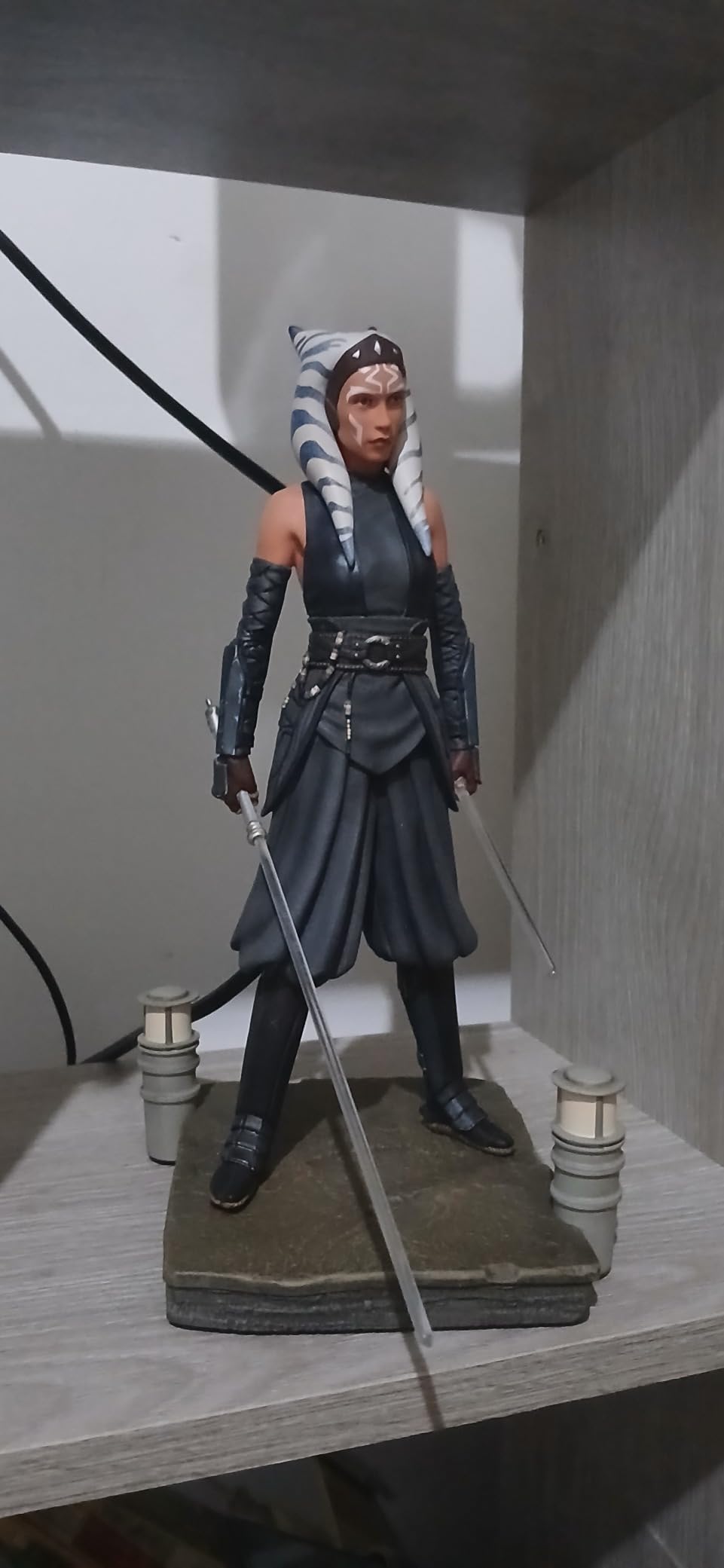 DIAMOND SELECT TOYS Star Wars: The Mandalorian: Ahsoka Tano (Season 2 Version) Premier Collection Statue,Multicolor,10 inches | Star Wars The Mandalorian 7 Inch Statue Figure Premier - Ahsoka customer photo 2