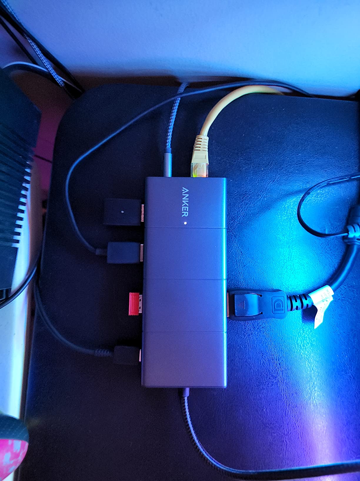 Anker USB-C Hub, 11-in-1 Docking Station Dual Monitor with 4K HDMI and DP | 1 USB-C and 1 USB-A 10Gbps Data Ports, 2 USB 2.0 Data Ports, 4K HDMI and DisplayPort, 85W Max PD, Ethernet, for XPS and More customer photo 2