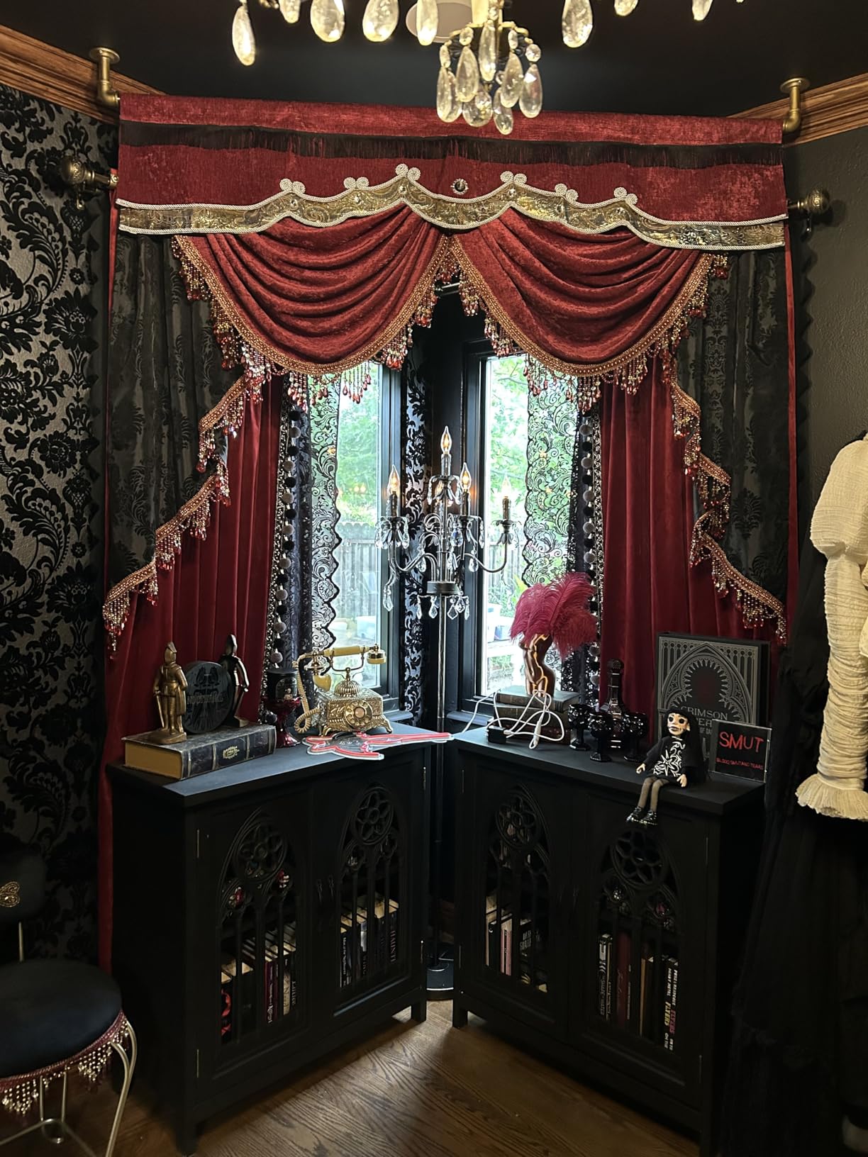 Sophia & William Black Accent Cabinet, Entryway Buffet Cabinet with Storage | Antique Buffet Cabinet Sideboard with Metal Church Window Door, for Entryway, Living Room customer photo 2