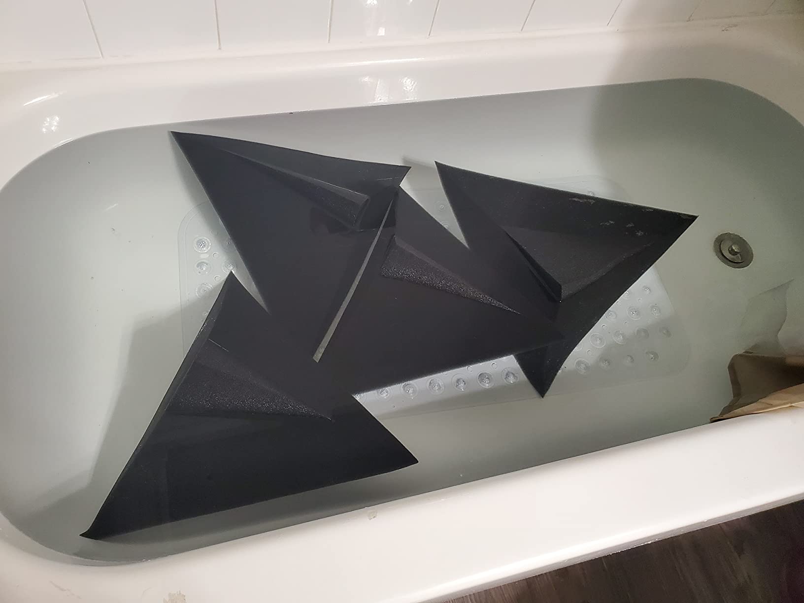 Triangular Pyramid Bass Traps for Ceiling Corners, 4 Pack, Black customer photo 1