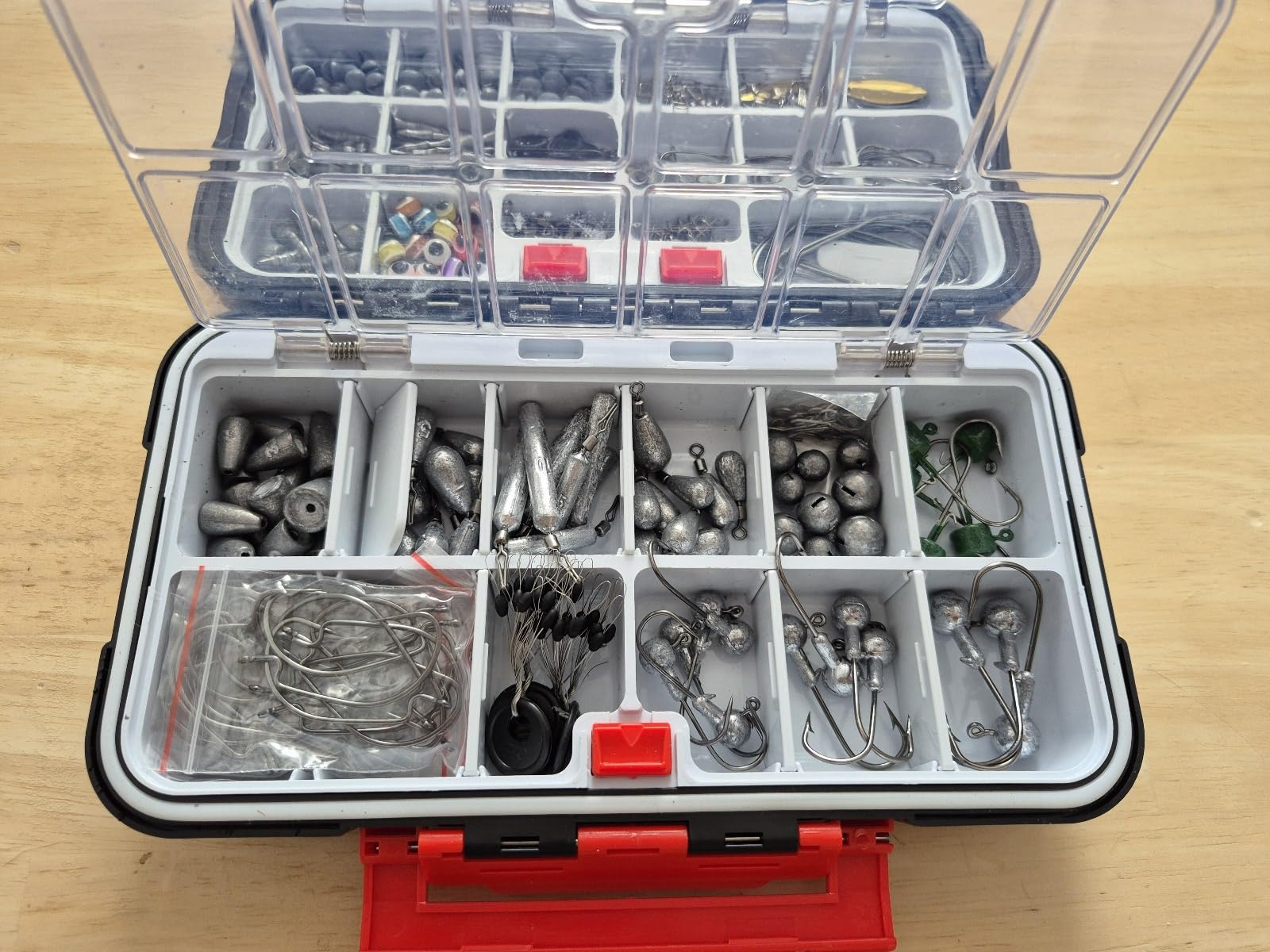 PLUSINNO 253/387pcs Fishing Gear Accessories Kit, Fishing Tackle Box with Tackle Included, Fishing Hooks, Fishing Weights Sinkers, Spinner Blade, Fishing Equipment for Bass Trout Bluegill Crappie customer photo 2