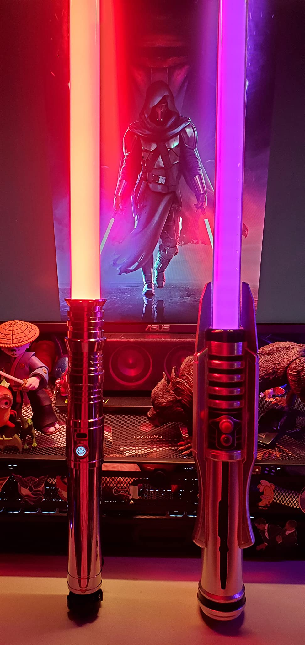 CUSTOM SABER Sensitive Smooth Swing Xenopixel 3.0 Light Saber, 34 Set Sound Fonts, Motion Control Light Saber, Infinite Color Changing, Customized Function, Revan Light Sabers Toy Tool customer photo 2