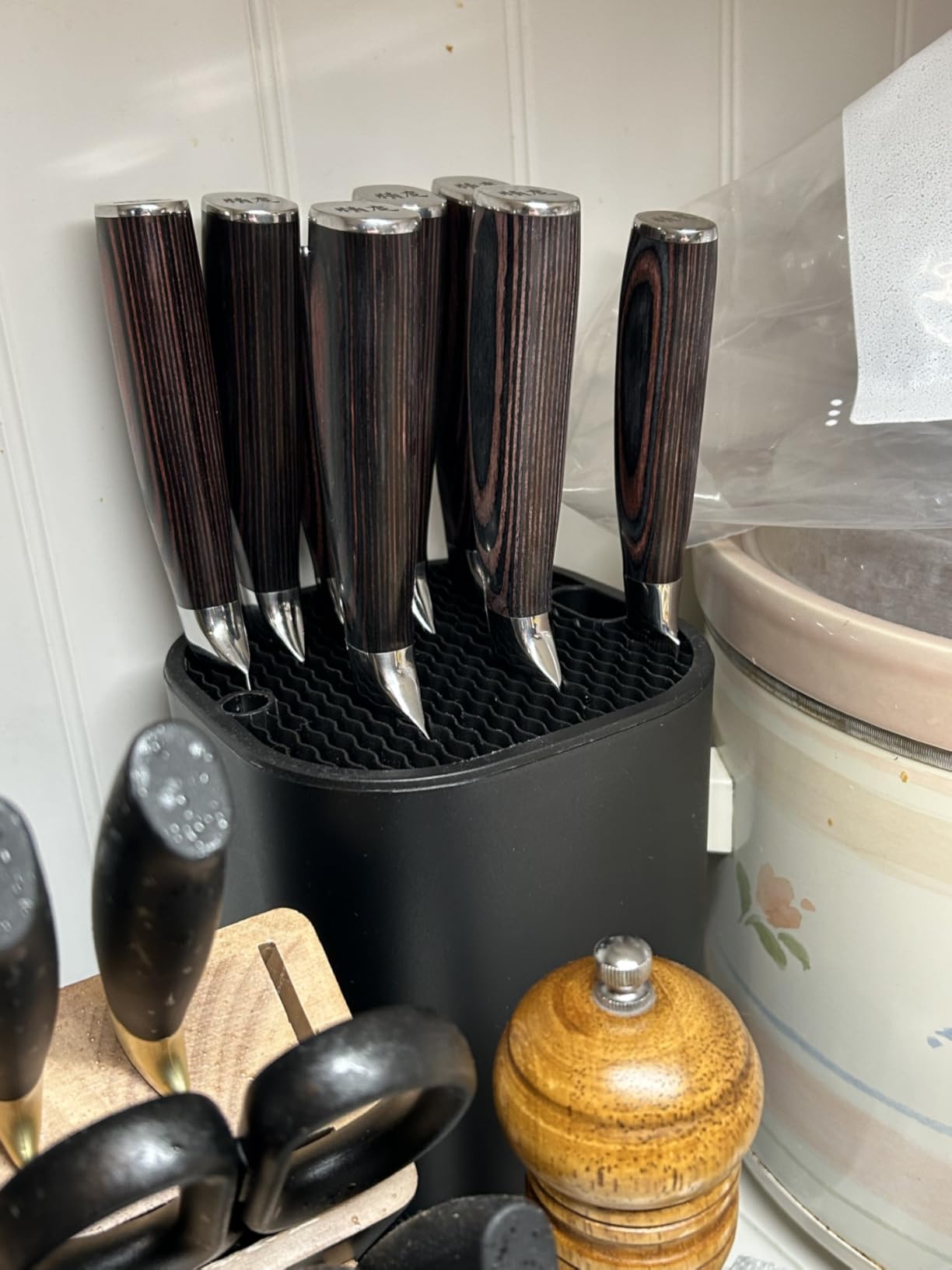 Seido Knives Master Chef Knife Set, 8-Piece Kitchen Knife Set, High-Carbon Stainless Steel Handmade Culinary Knives, Professional Chef Knives, Kitchen Knife | Handmade-style culinary knives for chef prep, slicing, dicing, chopping, and everyday kitchen use customer photo 1