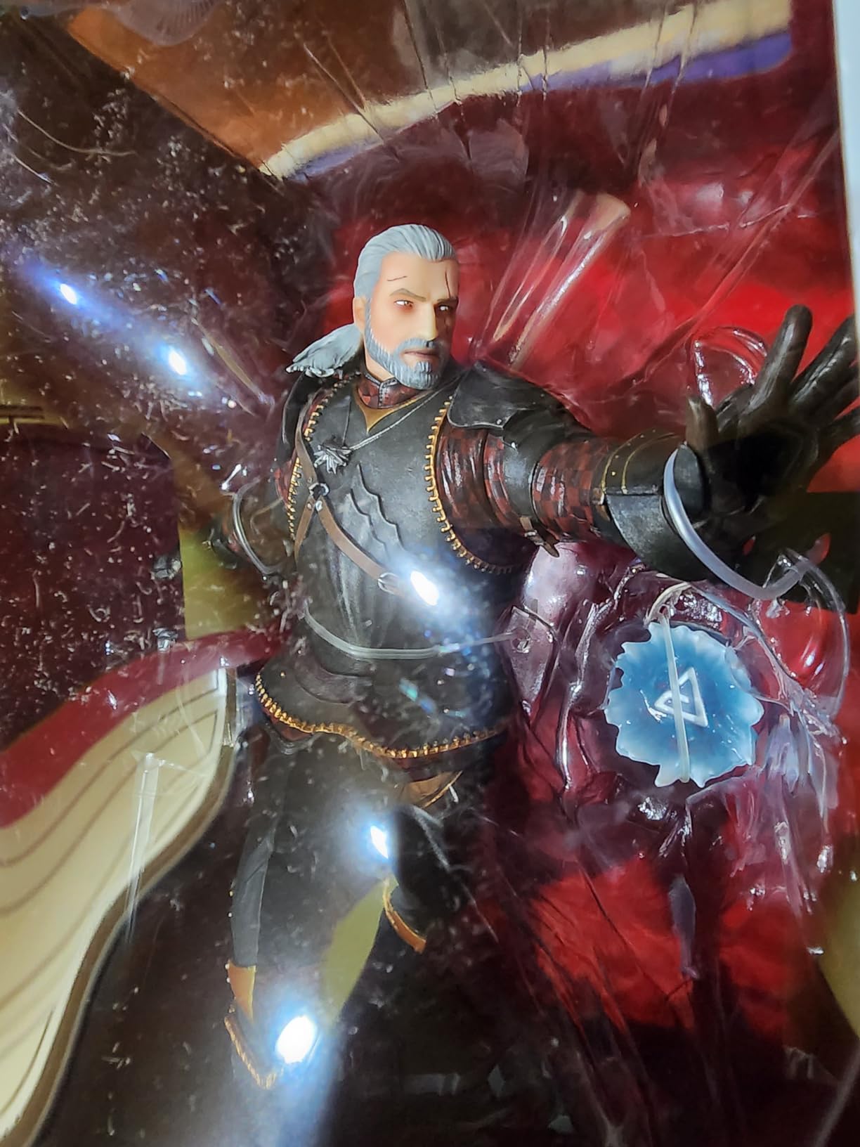 Dark Horse Comics Witcher 3 Wild Hunt Geralt Toussaint Tourney Armor Figure | The Witcher Wild Hunt 9 Inch Statue Figure - Geralt Toussaint Tourney Armor customer photo 1