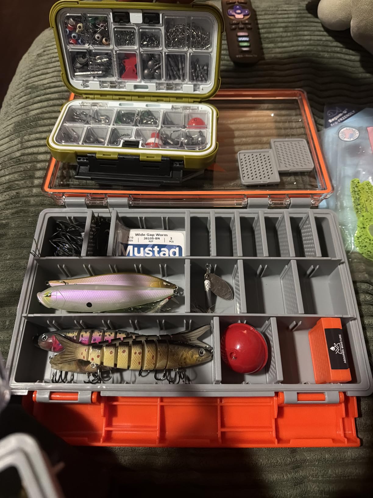TRUSCEND Complete Fishing Accessories - Tackle Box with Tackle Included, Fishing Hooks, Jig Heads, Sinkers, Weights, Swivels, Snaps, Bobbers, Leaders - Fishing Gear Set for Bass Trout Panfish Walleye customer photo 2