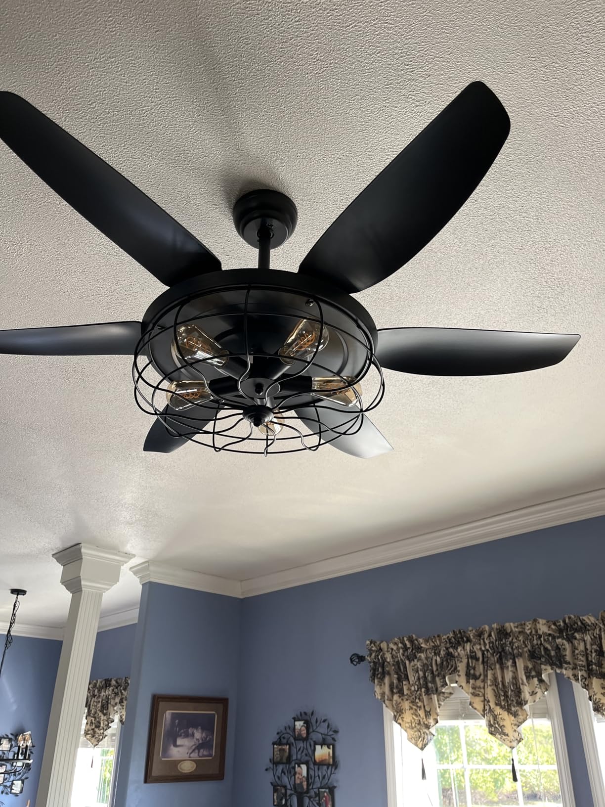 Ohniyou 52'' Rustic Farmhouse Ceiling Fan with Lights and Remote | Caged Light Fixture, E26 Bulbs Socket, Industrial Covered Outdoor Fans for Patio, Living Room, Dining Room, Bedroom, Black customer photo 1
