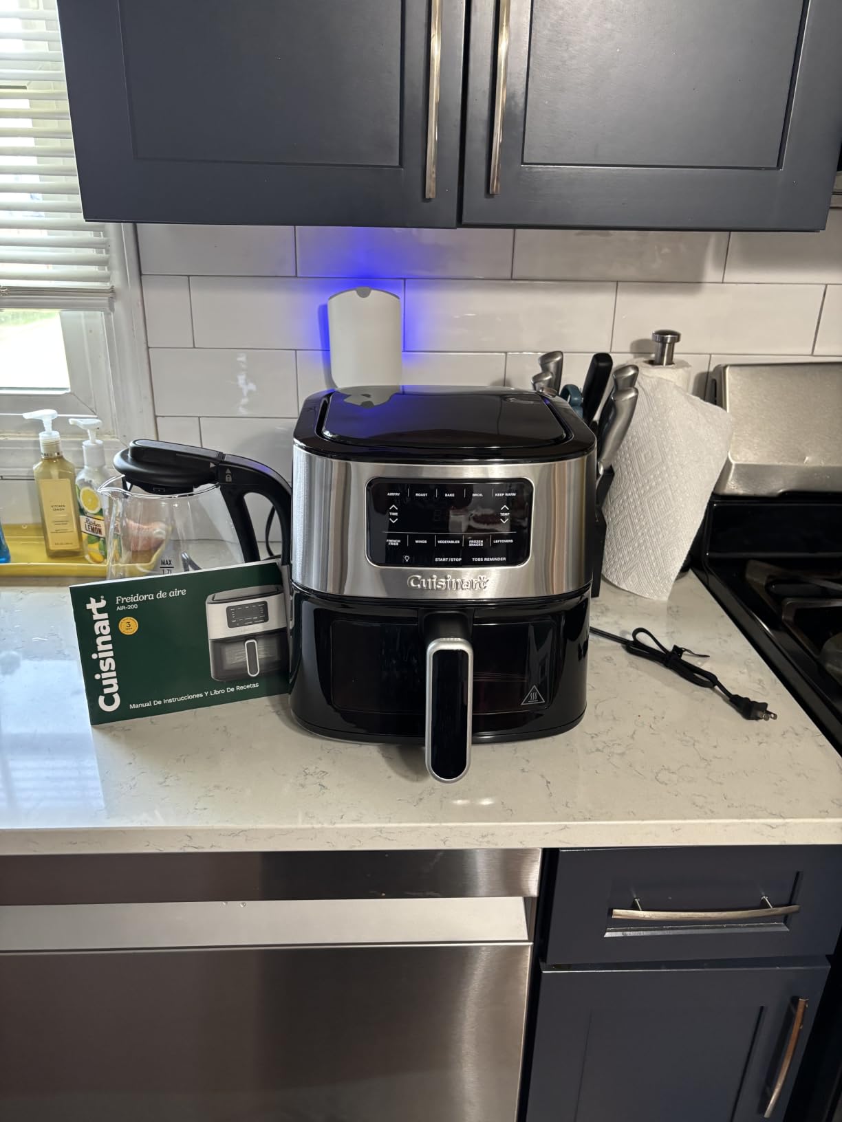 Cuisinart Air Fryer, 6-Quart Basket Large Fryer with 5 Cooking Functions to Roast, Bake, Broil, Air Fry and Keep Warm, 5 Airfryer Presets, Dishwasher-Safe Parts, AIR-200NAS, Stainless Steel & Black customer photo 2