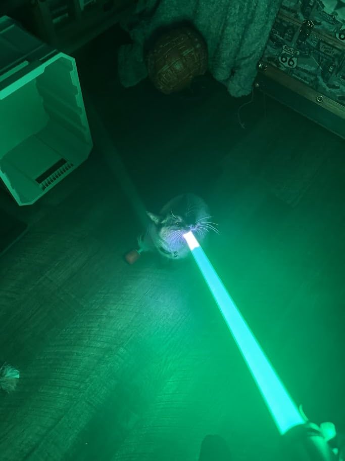 Star Wars The Black Series Yoda Force FX Elite Electronic Lightsaber with Advanced LED and Sound Effects, Ages 14 and Up customer photo 1