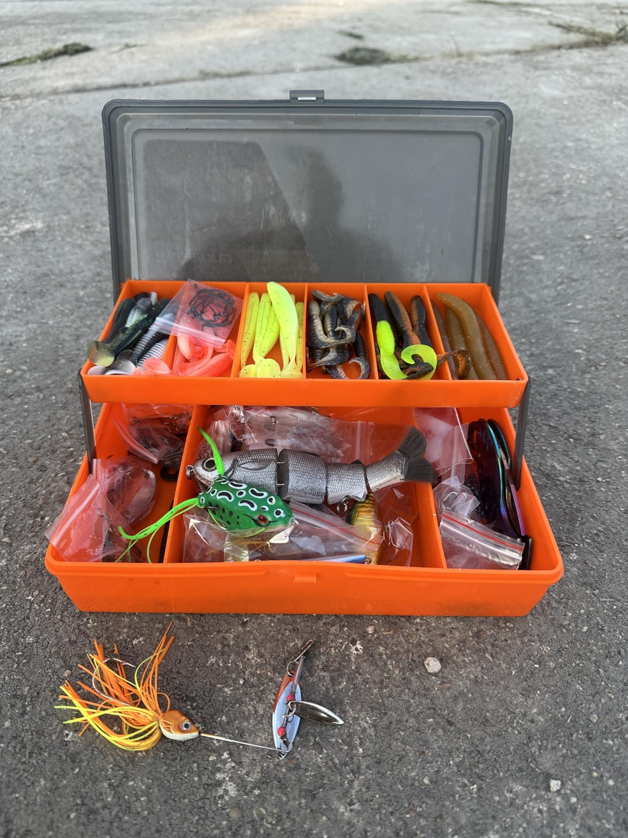 PLUSINNO Fishing Lures Tackle Box - Compact Fishing Gear for Bass Trout | Tackle Included, All-in-One Kit, Fishing Essential Gift for Men Beginner Starters, 12 Rigs, for Freshwater Topwater Lake customer photo 1