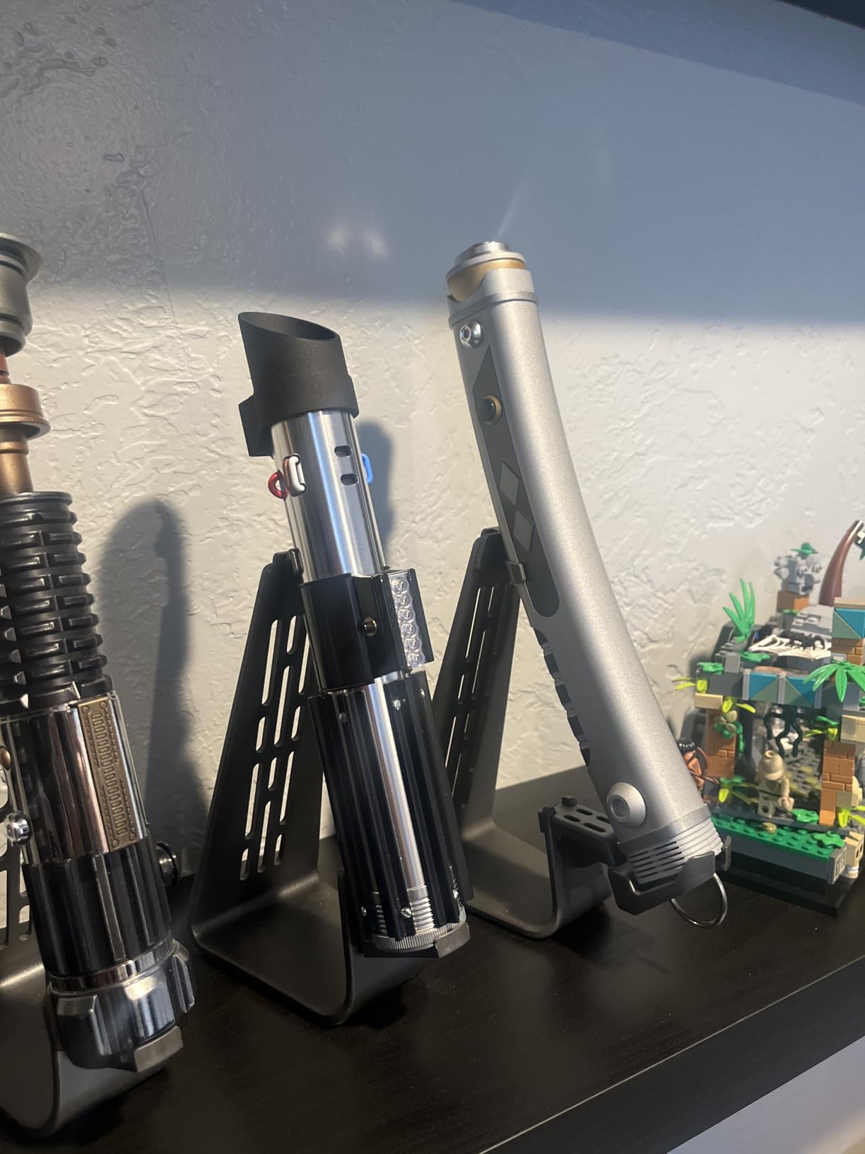 STAR WARS The Black Series Ahsoka Tano Force FX Elite Electronic Lightsaber with Advanced LED and Sound Effects, Ages 14 and Up customer photo 2