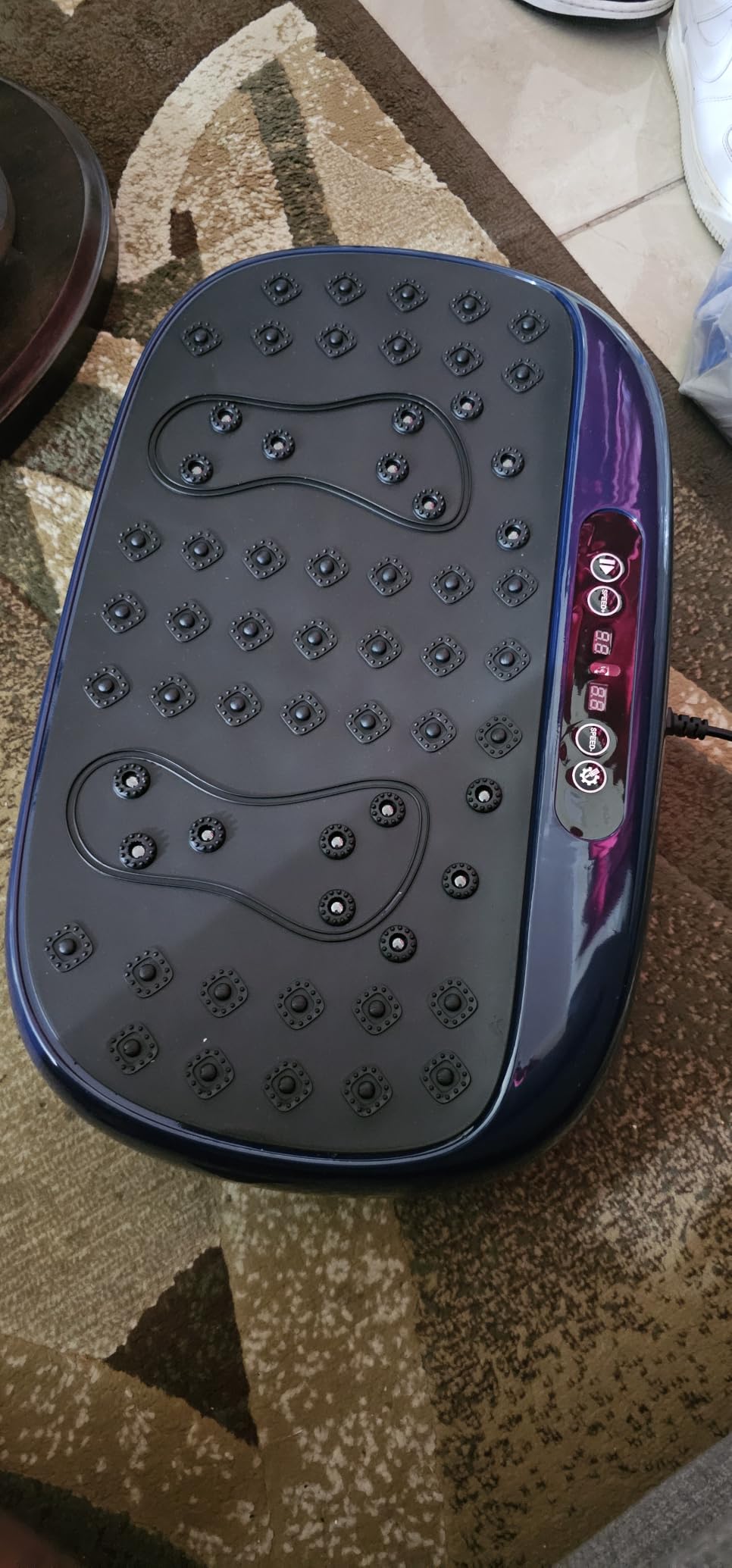 Lifepro HexaPlate Lite Compact Vibration Plate with Magnetic Acupoints | 10 Preset Programs, 99 Speed Levels, Resistance Bands for Lymphatic Drainage, Full-Body Workout, Home Gym customer photo 2