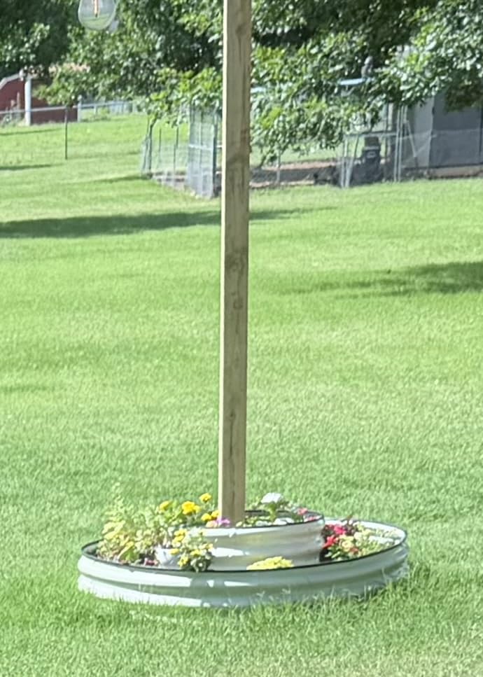 Pattiumo Galvanized Raised Garden Bed 8x2x1.5 FT, Round Metal Raised Garden Bed Outdoor Planter Box with Open Bottom, Rust-Resistant Steel Garden Bed for Vegetables Herbs Flowers, Easy Assembly customer photo 1