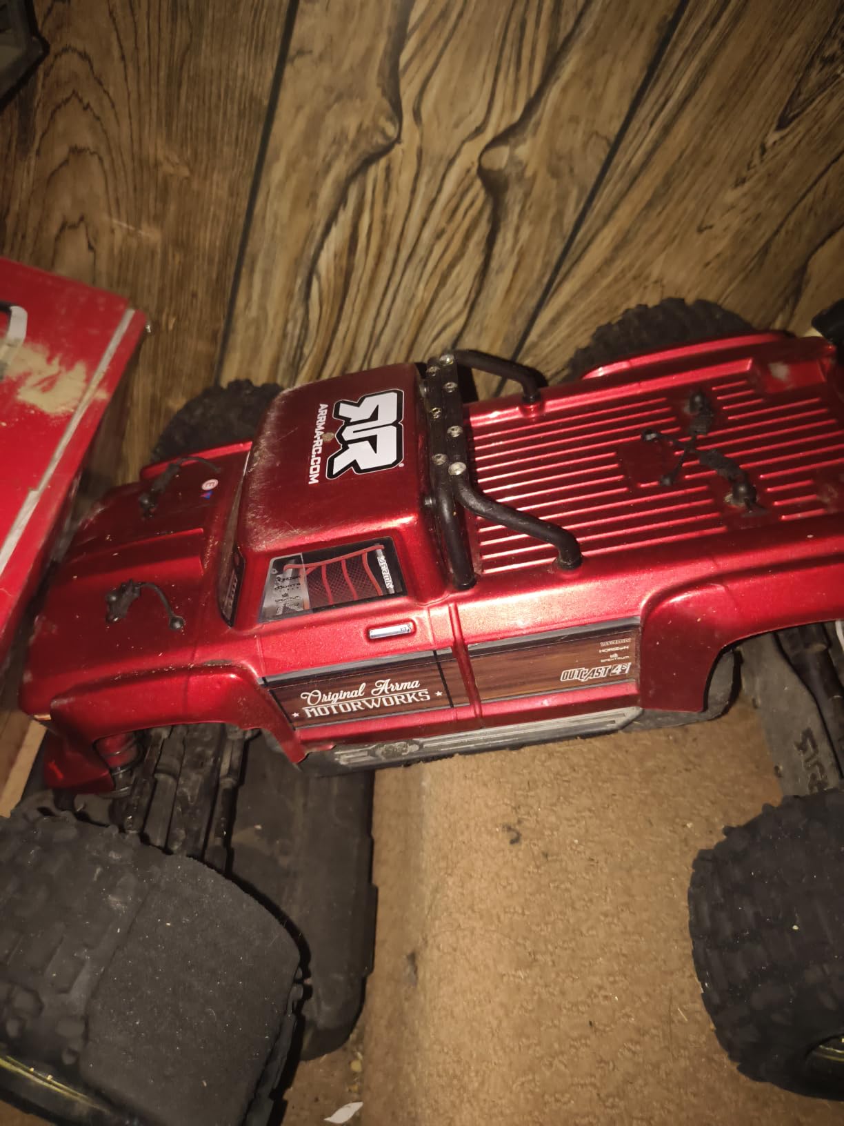 ARRMA RC Truck Outcast 4X4 4S BLX 1/10TH 4WD Stunt Truck RTR, Gunmetal, ARA4410V2T3 customer photo 1