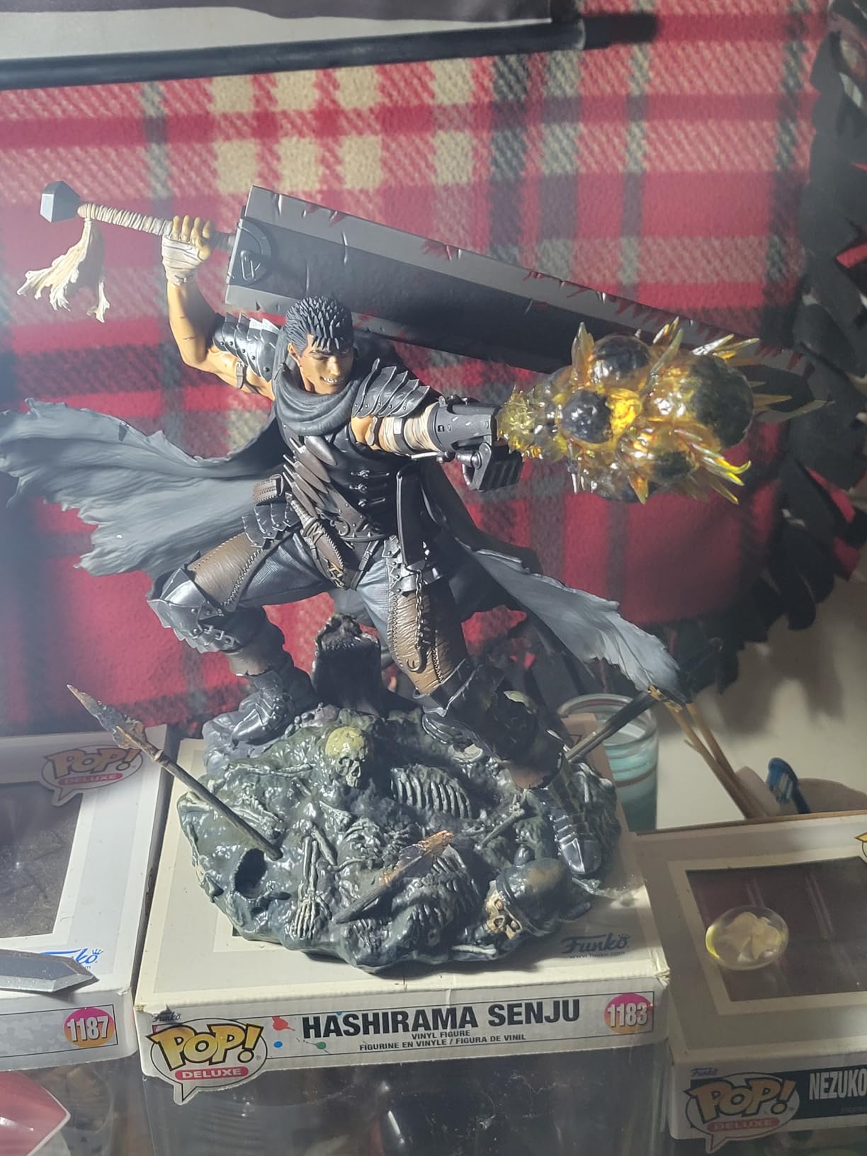 Medicos Berserk: Guts (Black Swordsman) 1:7 Scale PVC Figure customer photo 2