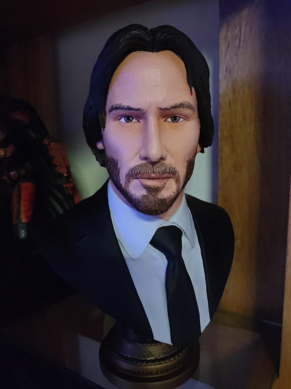 John Wick Legends in 3-Dimensions: Chapter 2 John Wick 1:2 Scale Bust customer photo 1